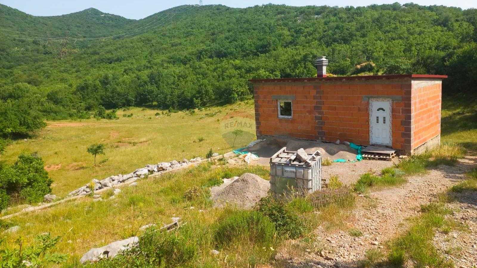 بيت في Škrljevo, Primorsko-goranska županija 12626719