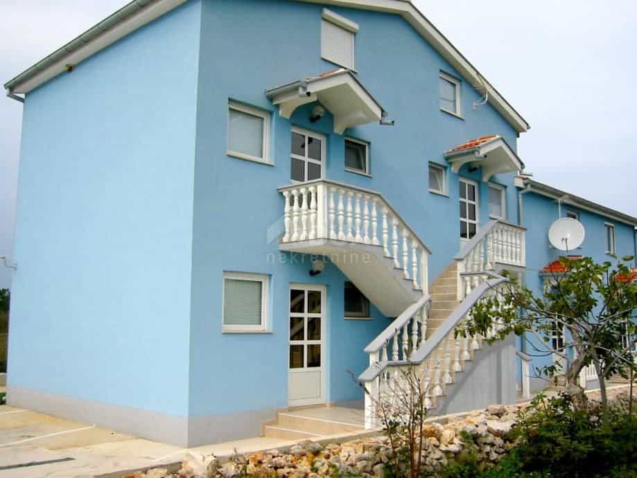 Condominium in Zaton, Zadar County 12626867