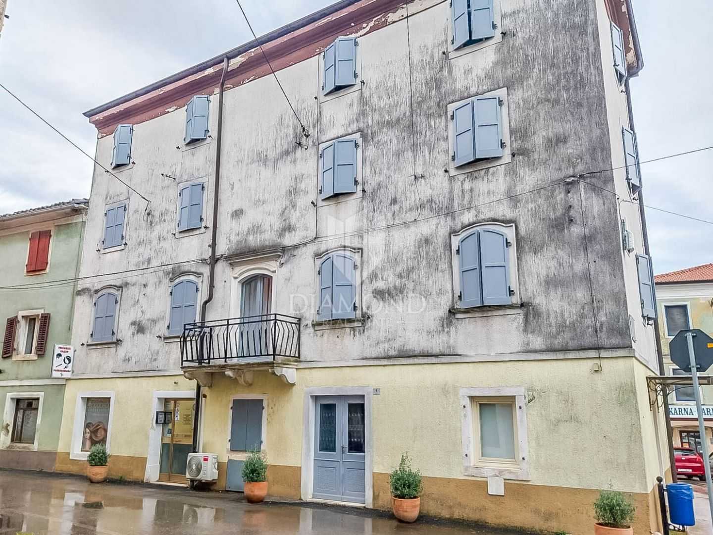 Condominium dans Brtonigla, Istarska Zupanija 12627003
