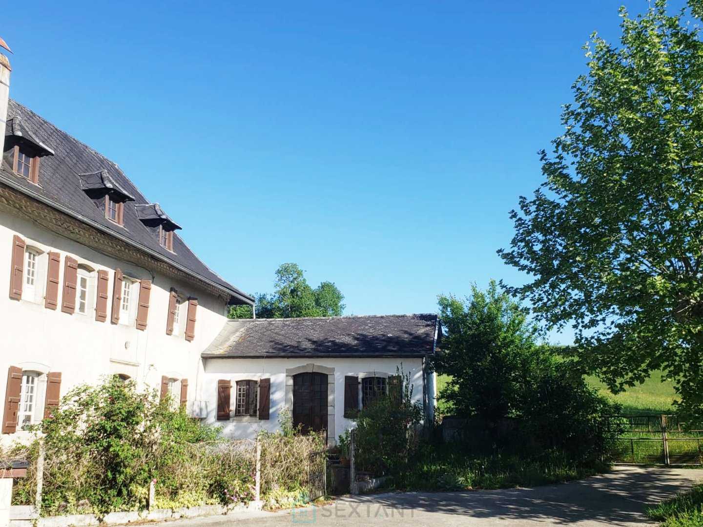 House in Saint-Palais, Nouvelle-Aquitaine 12627194