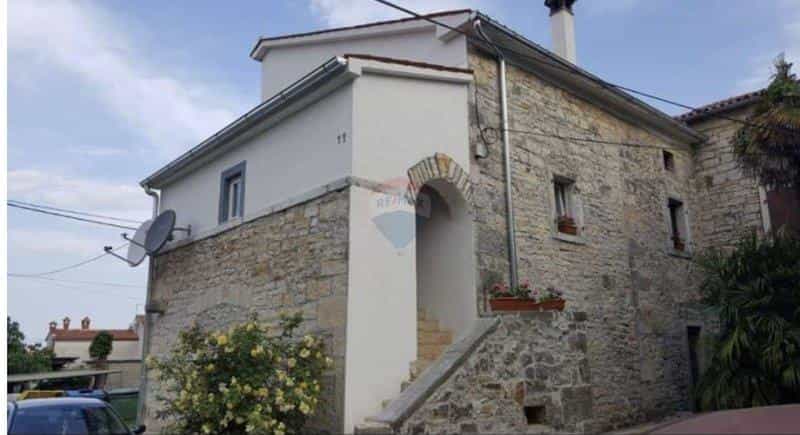 Rumah di Sveti Lovrec Pazenaticki, Istarska Zupanija 12628335