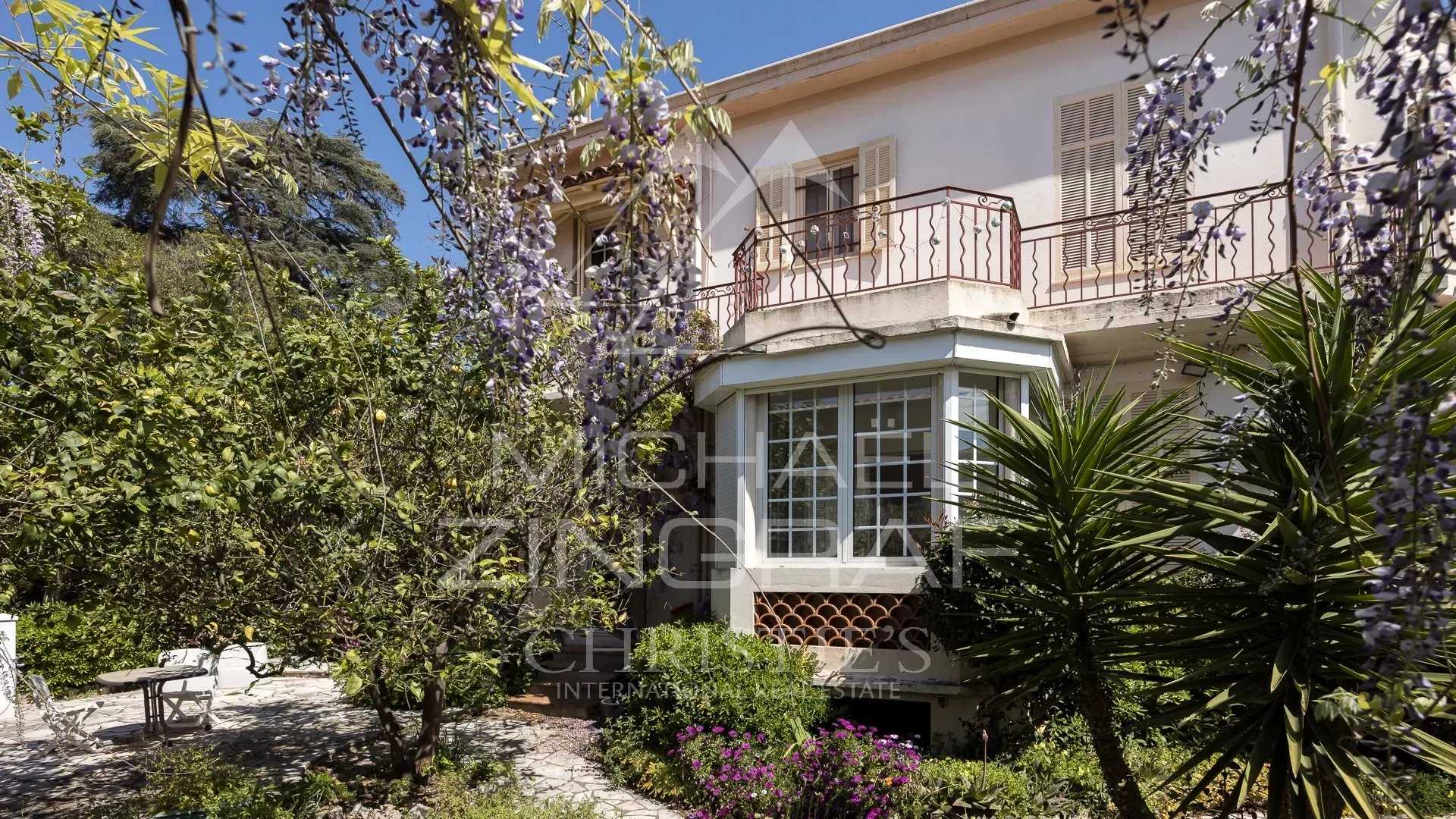 Residential in Cannes, Alpes-Maritimes 12628449
