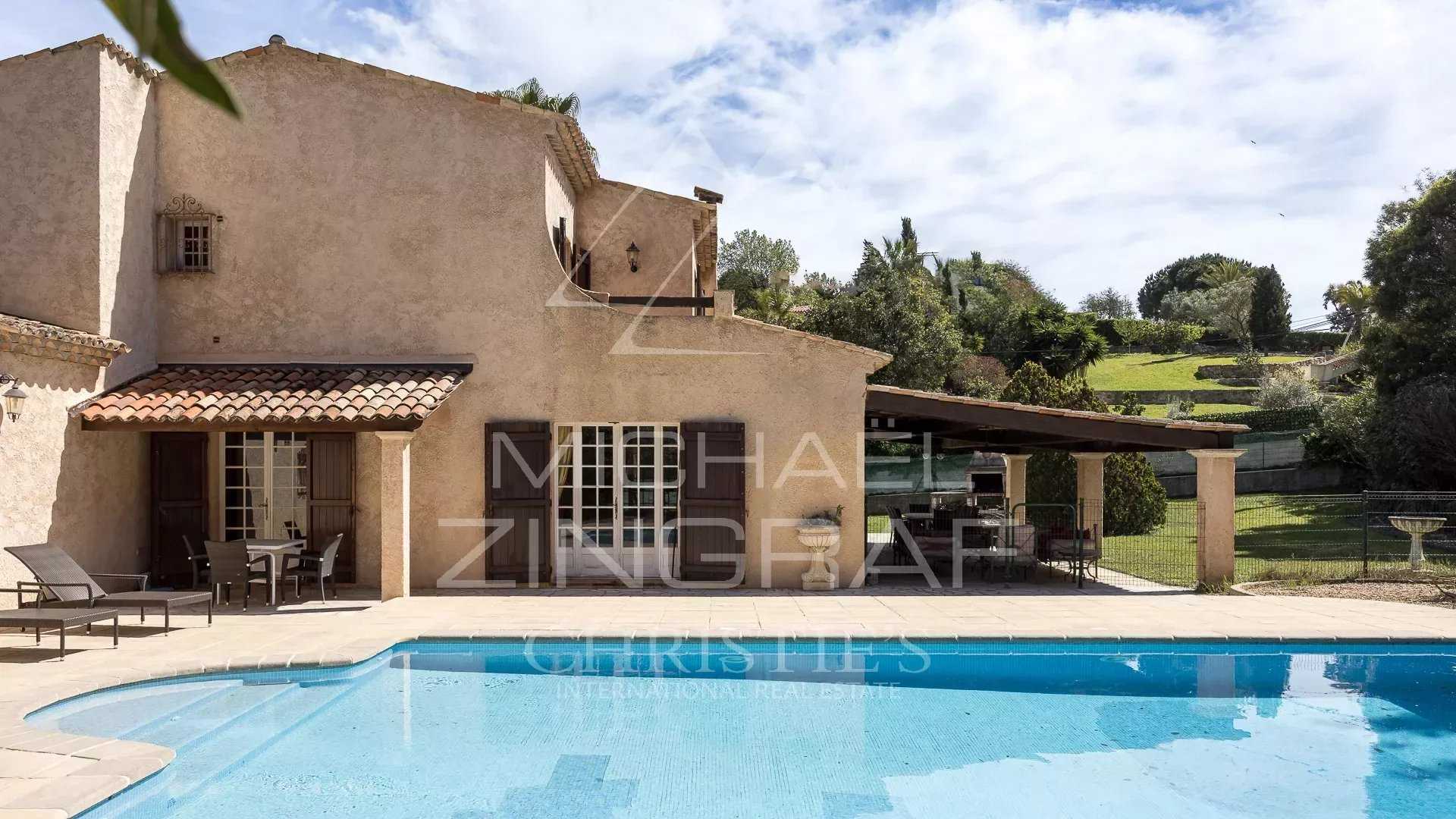 casa no Vallauris, Provença-Alpes-Costa Azul 12628458