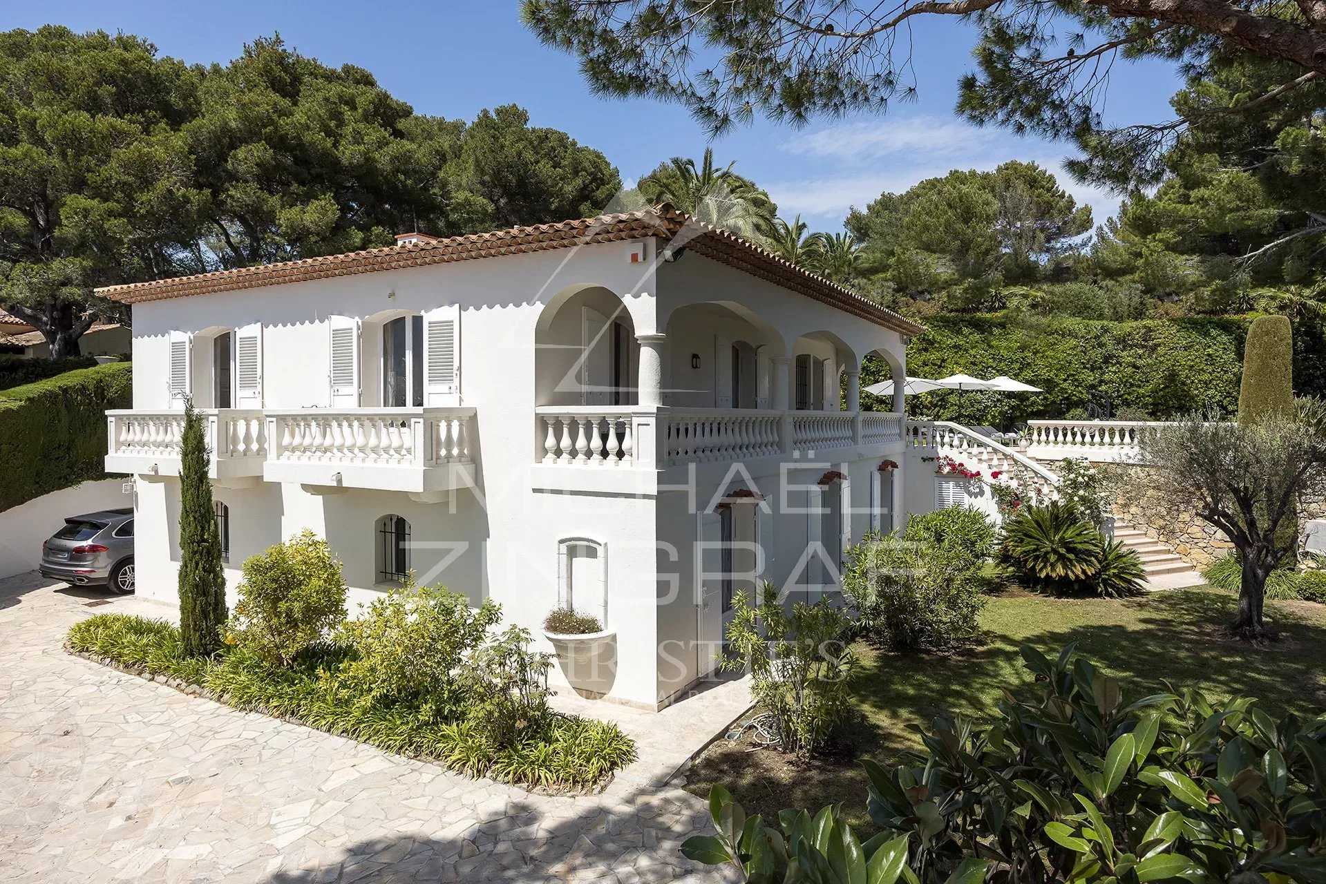 casa no Vallauris, Provença-Alpes-Costa Azul 12628459