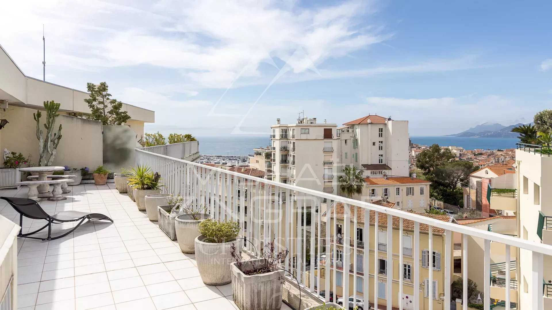 Residentieel in Cannes, Alpes-Maritimes 12628463