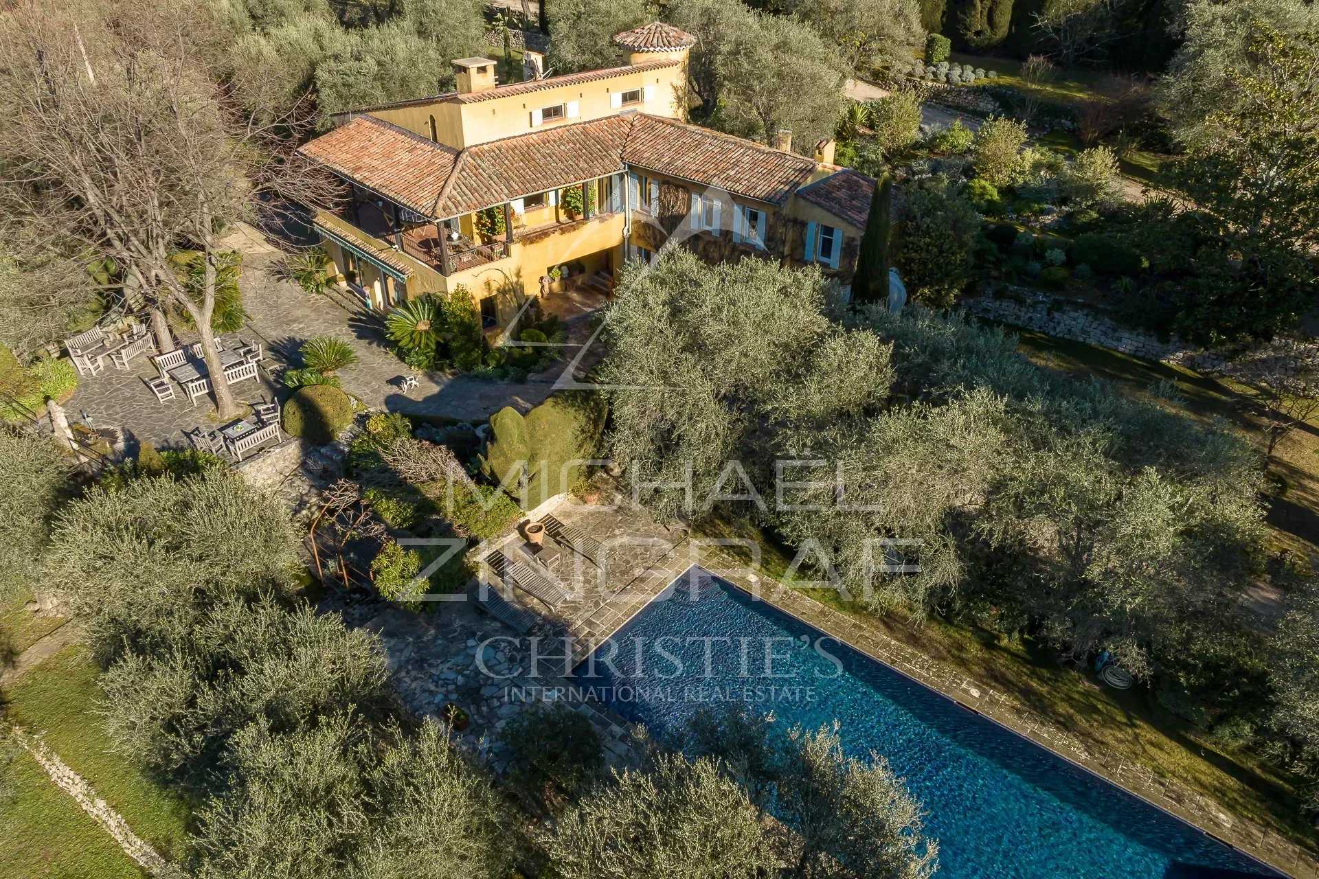 Dom w Pegomas, Provence-Alpes-Cote d'Azur 12628475