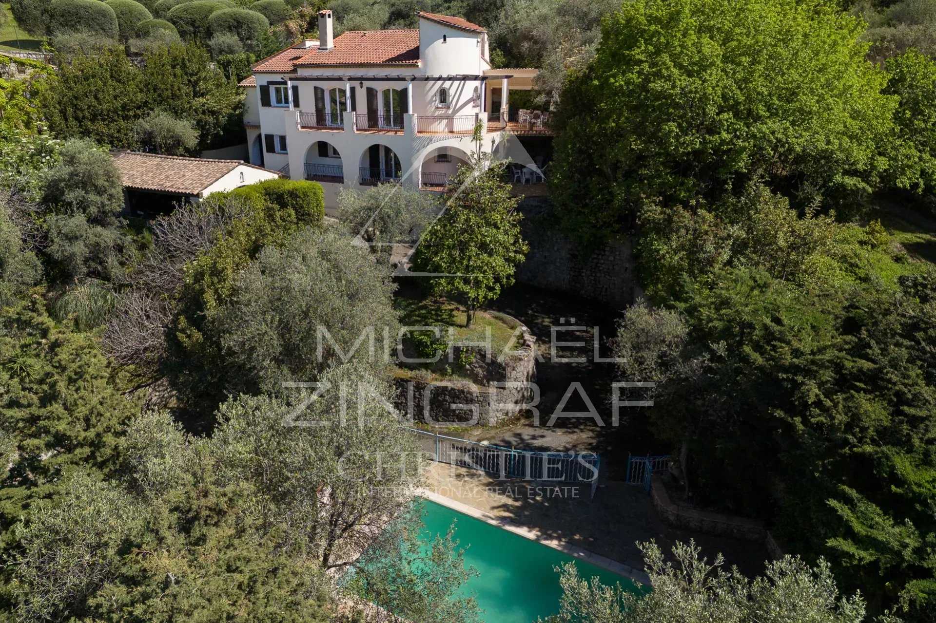 casa en Grasse, Provenza-Alpes-Costa Azul 12628491