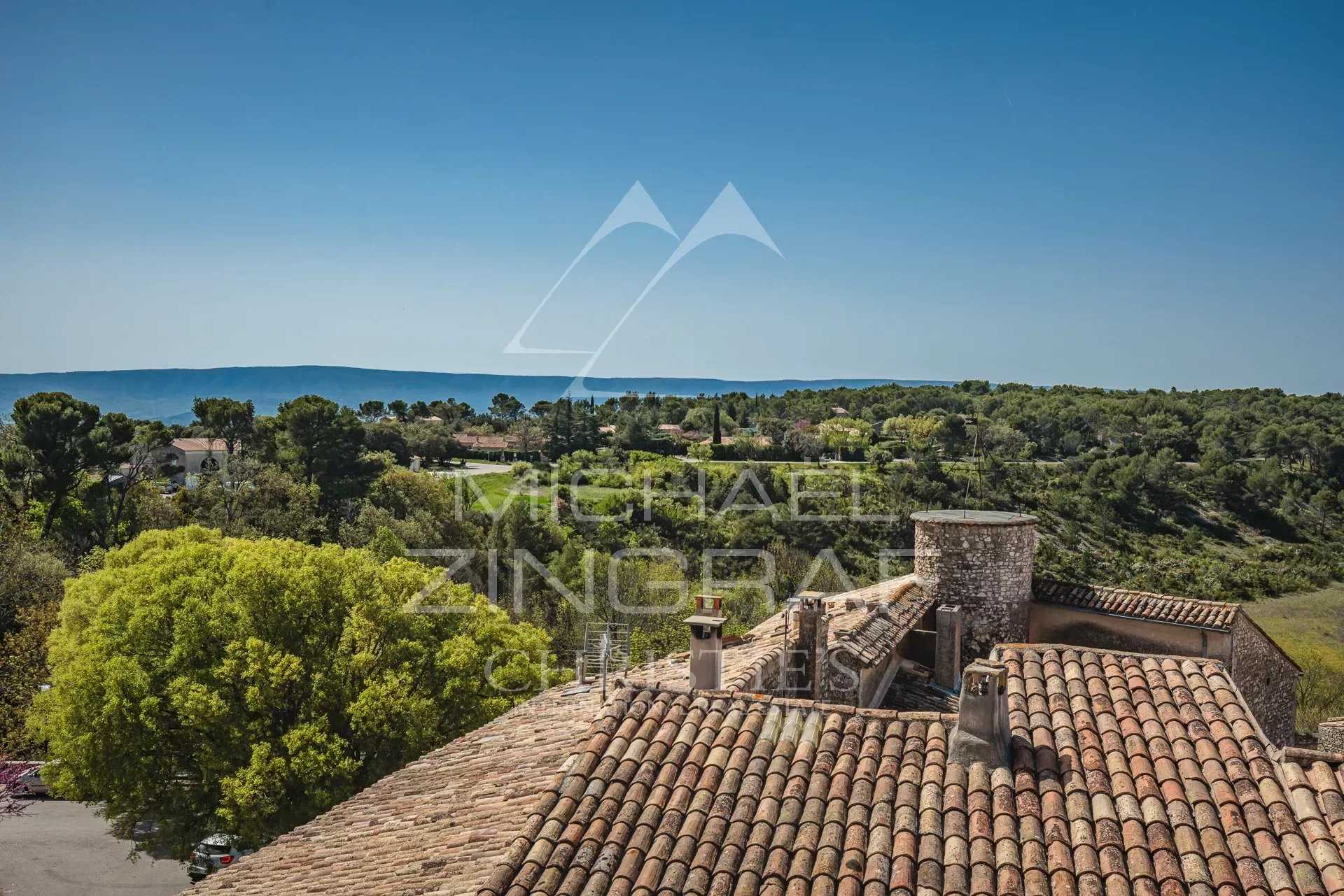Rumah di mur, Provence-Alpes-Cote d'Azur 12628525
