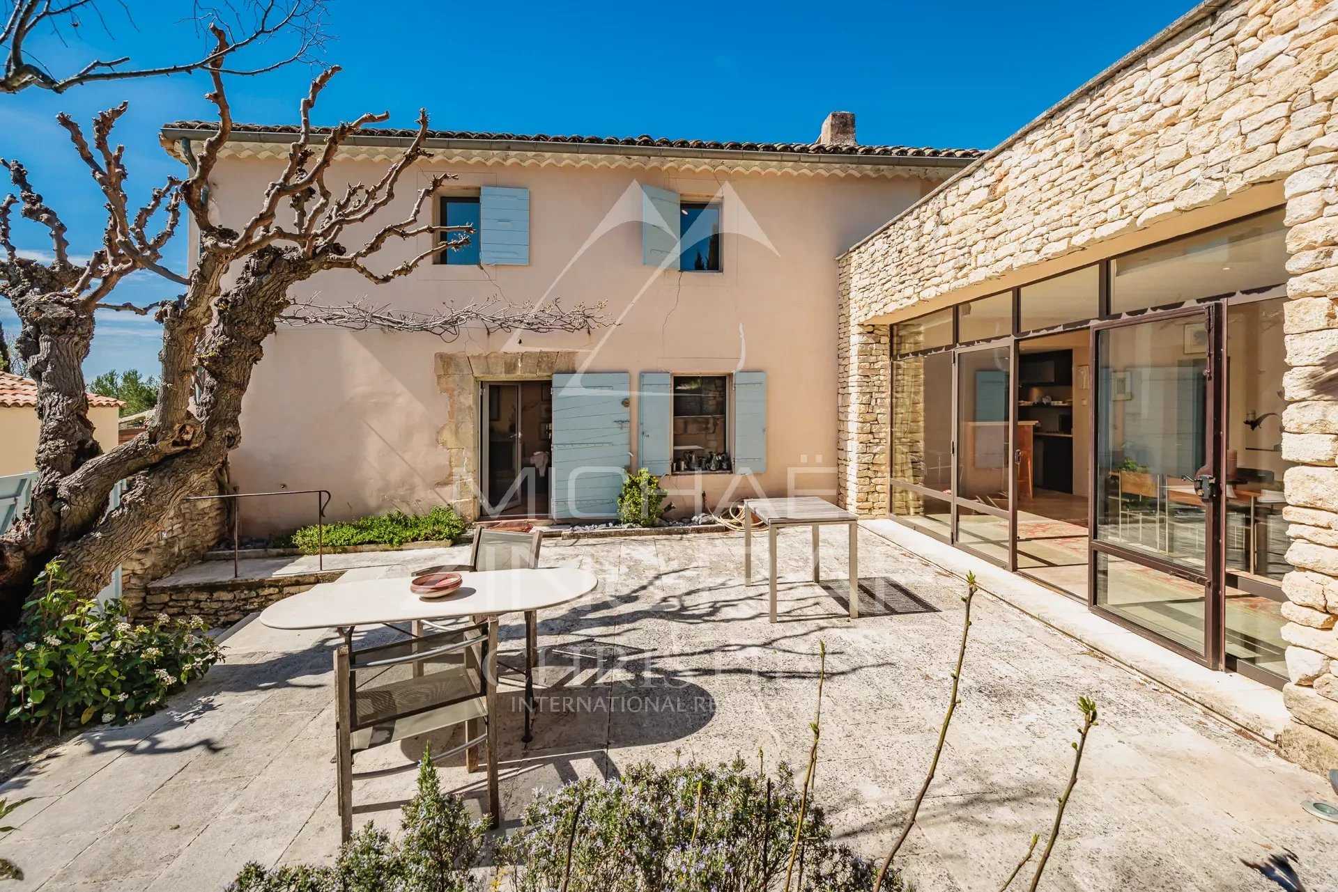 Hus i Joucas, Provence-Alpes-Cote d'Azur 12628526