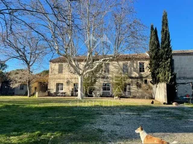 Rumah di Fontvieille, Provence-Alpes-Cote d'Azur 12628531