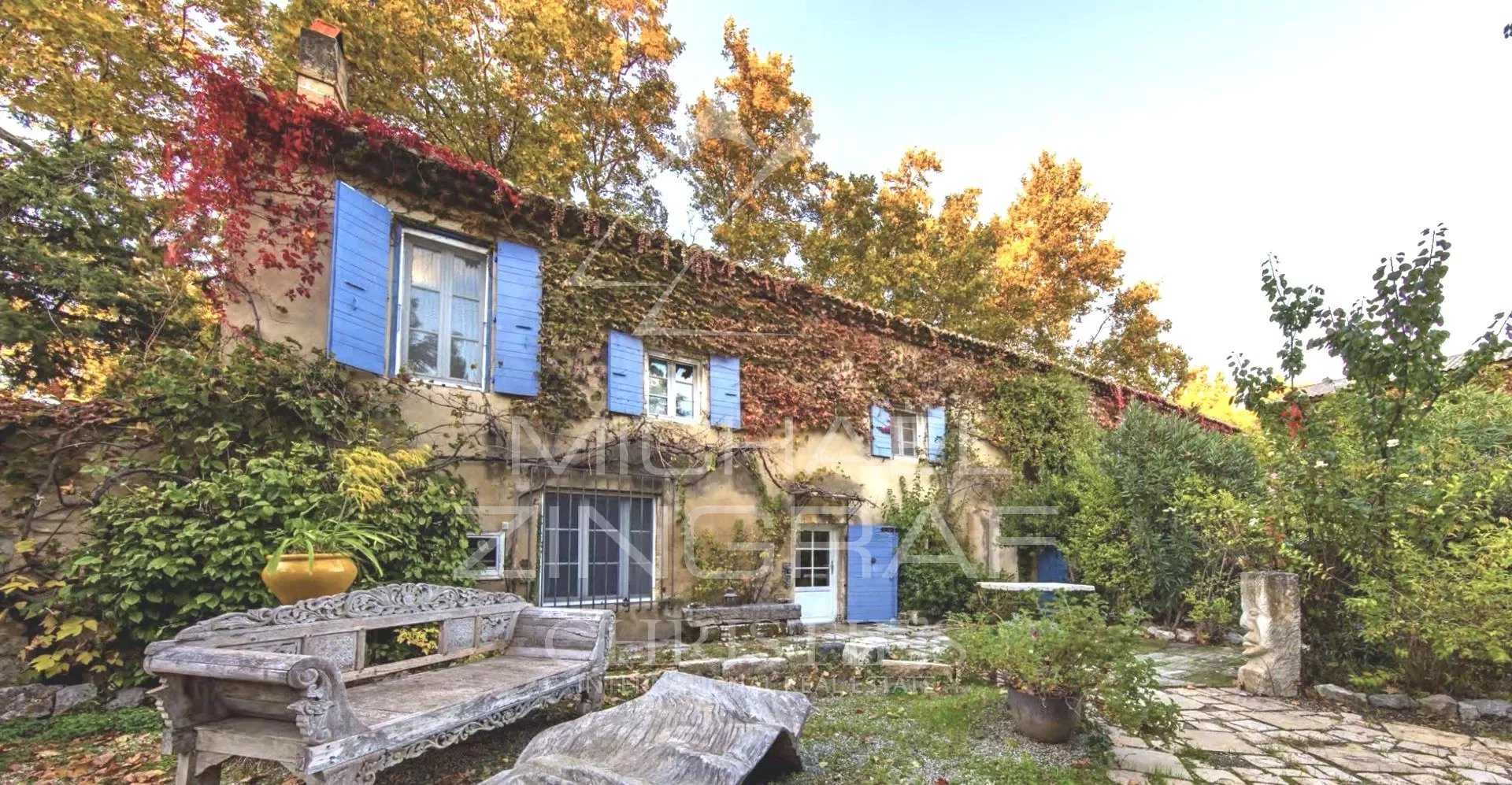 Résidentiel dans Saint-Rémy-de-Provence, Bouches-du-Rhône 12628534
