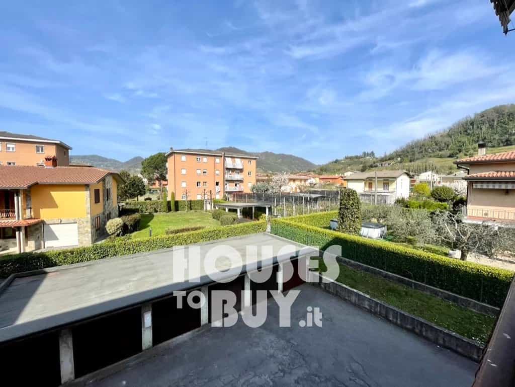 Condominium in Villongo, Bergamo 12628639