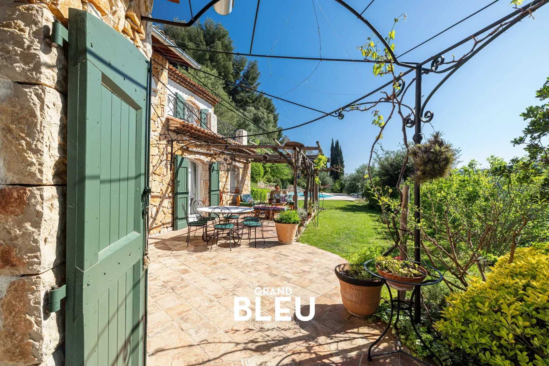 Hus i Saint-Roman, Provence-Alpes-Cote d'Azur 12628655