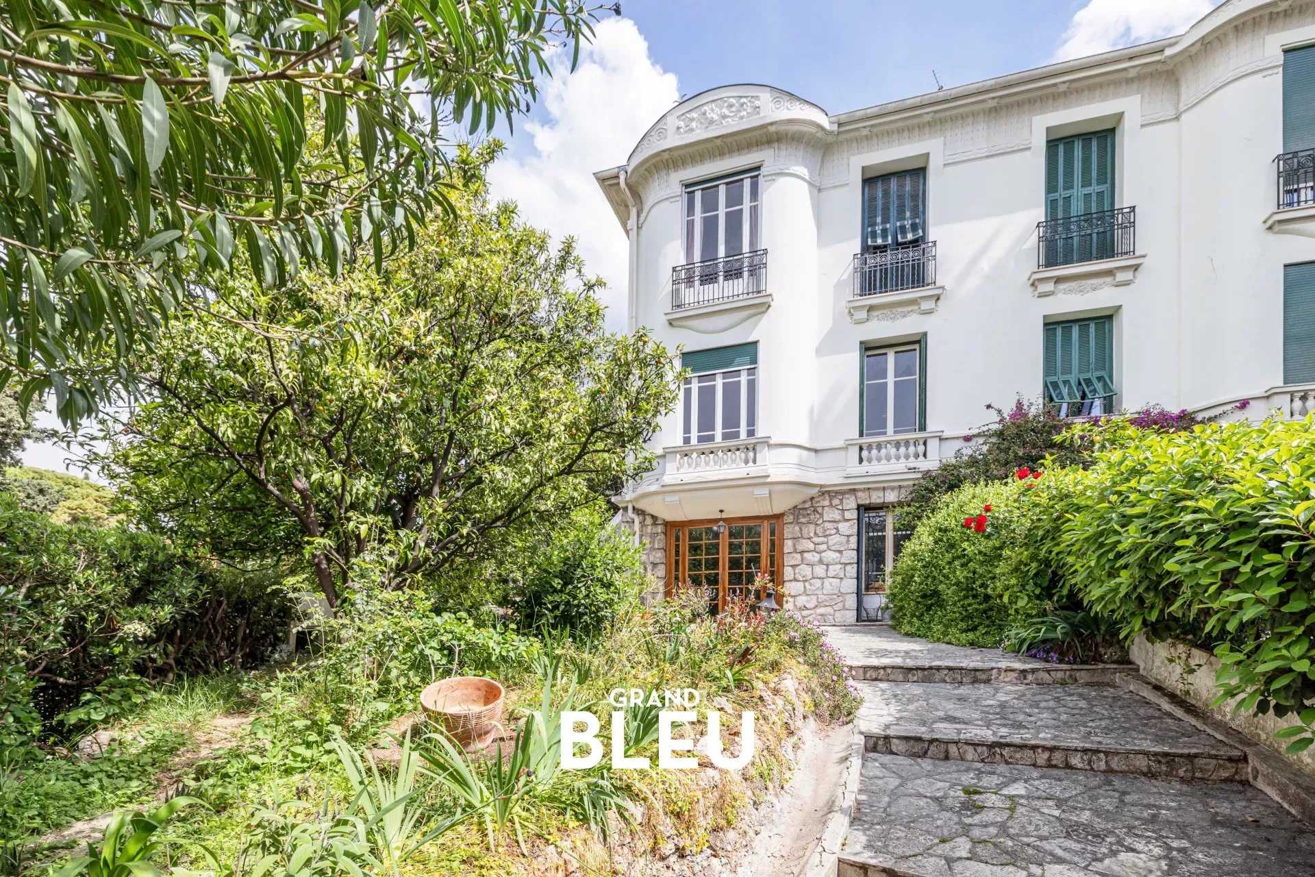 Multiple Houses in Nice, Provence-Alpes-Cote d'Azur 12628664