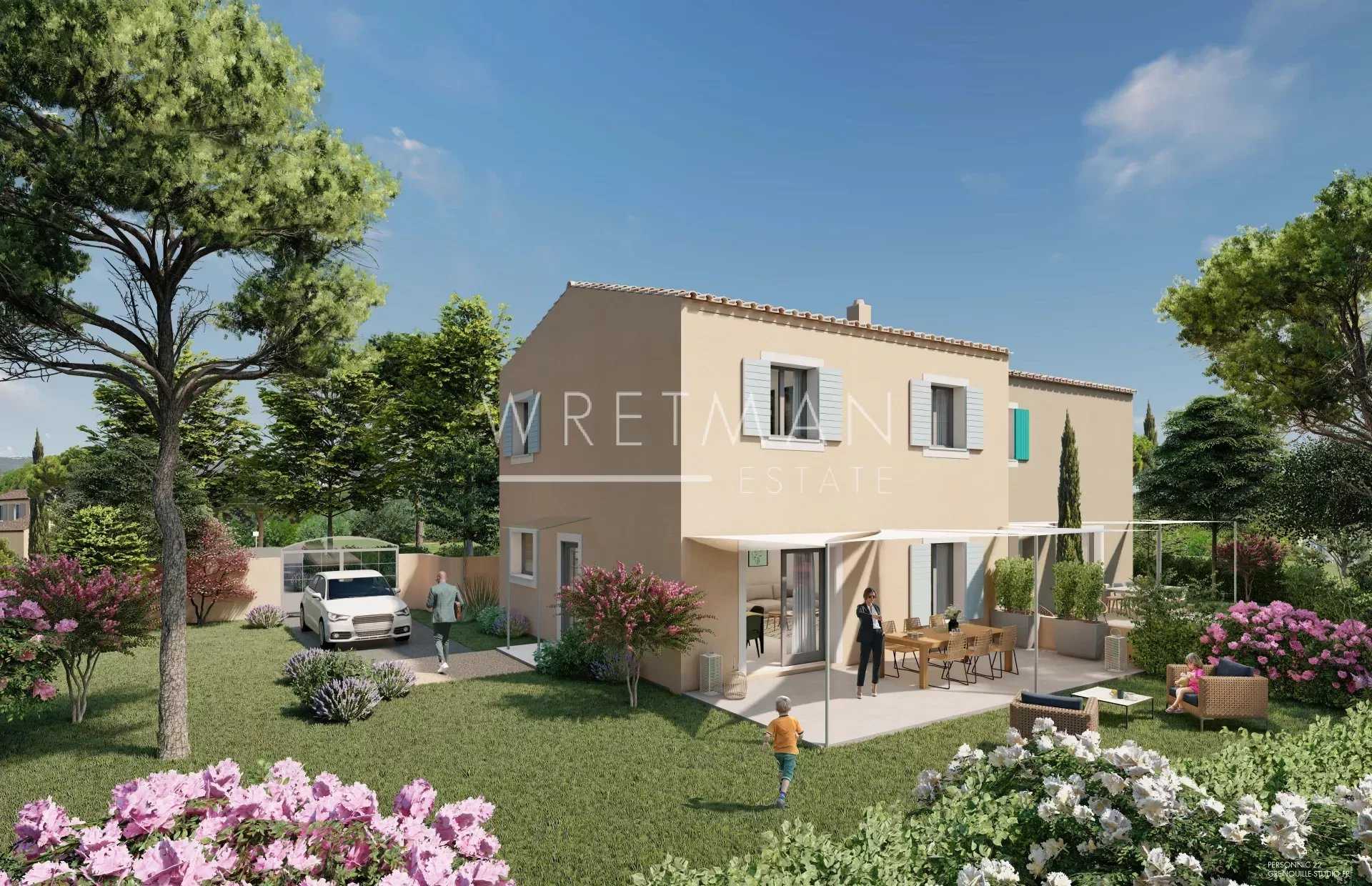 Multiple Houses in Carces, Provence-Alpes-Cote d'Azur 12628776