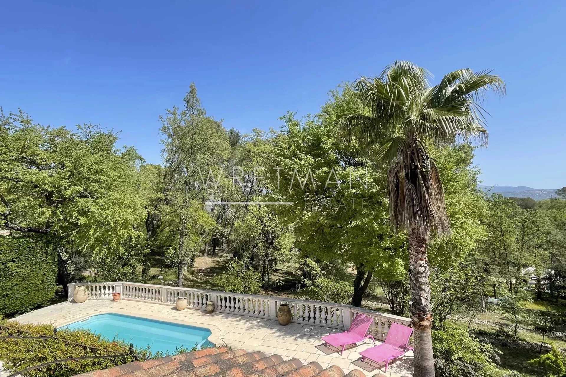 House in Fayence, Provence-Alpes-Cote d'Azur 12628785