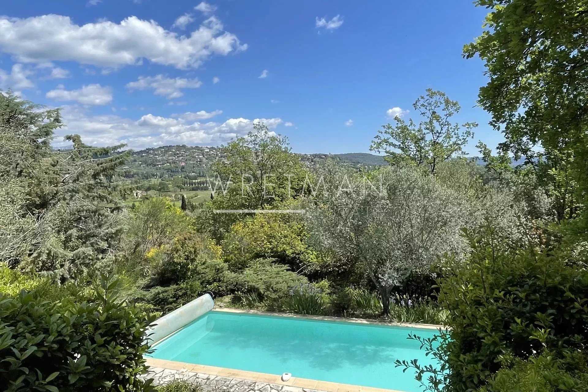 Hus i Fayence, Provence-Alpes-Cote d'Azur 12628793