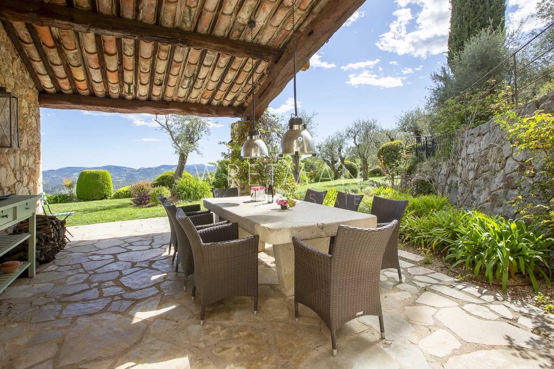 Dom w Speracedes, Provence-Alpes-Cote d'Azur 12628795