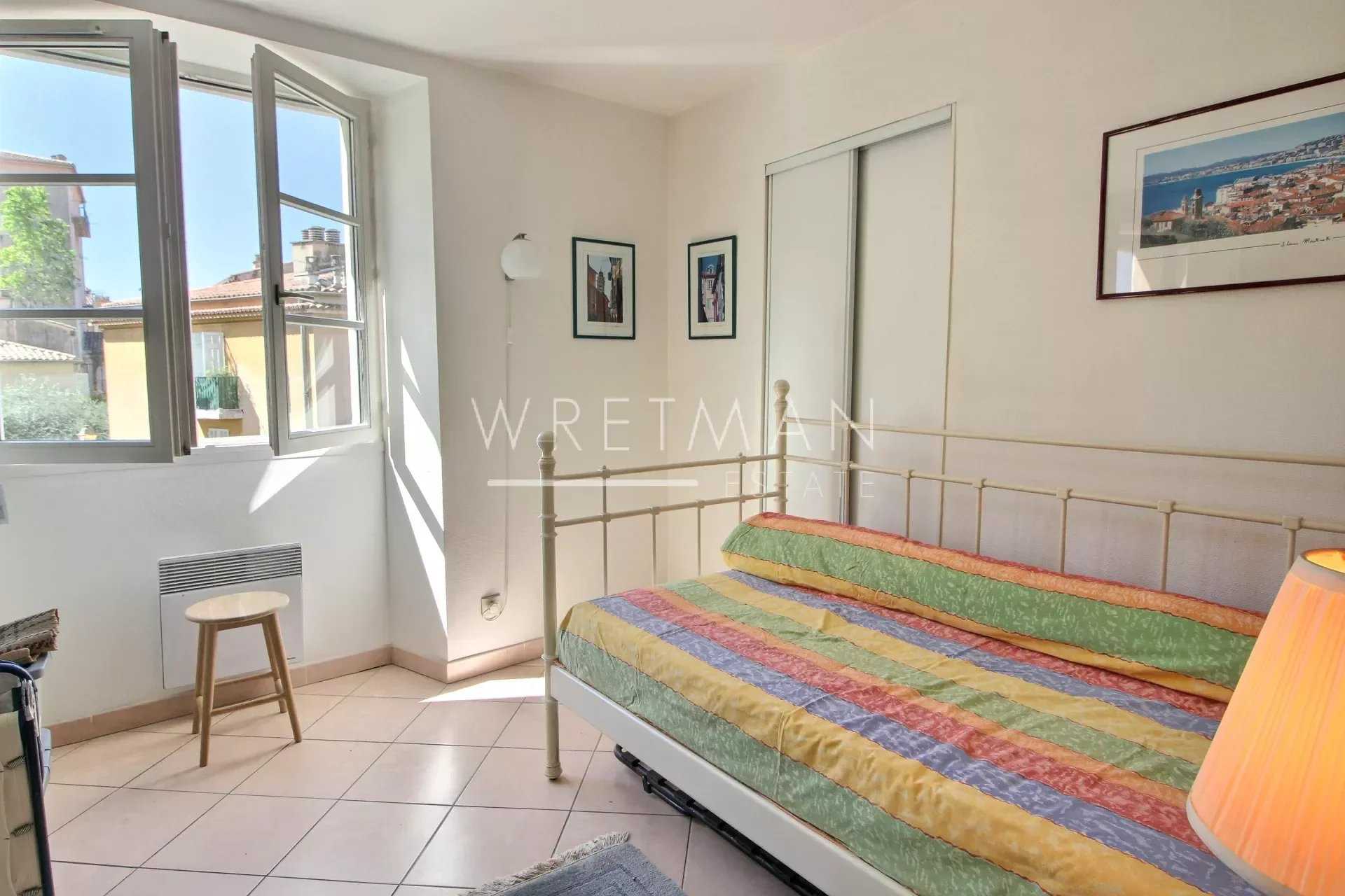 Condominium in Nice, Alpes-Maritimes 12628839