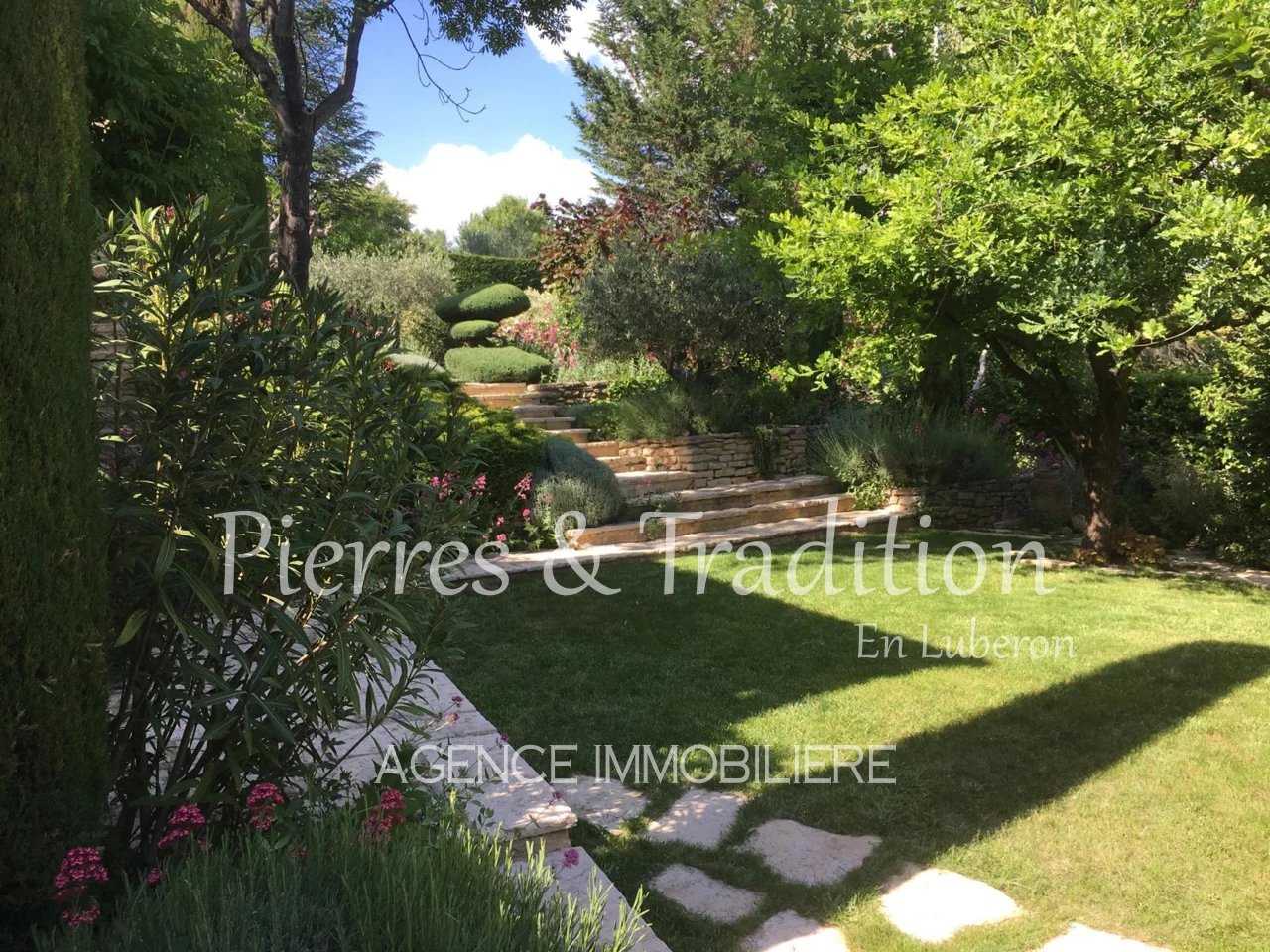 rumah dalam Simiane-la-Rotonde, Provence-Alpes-Côte d'Azur 12628879