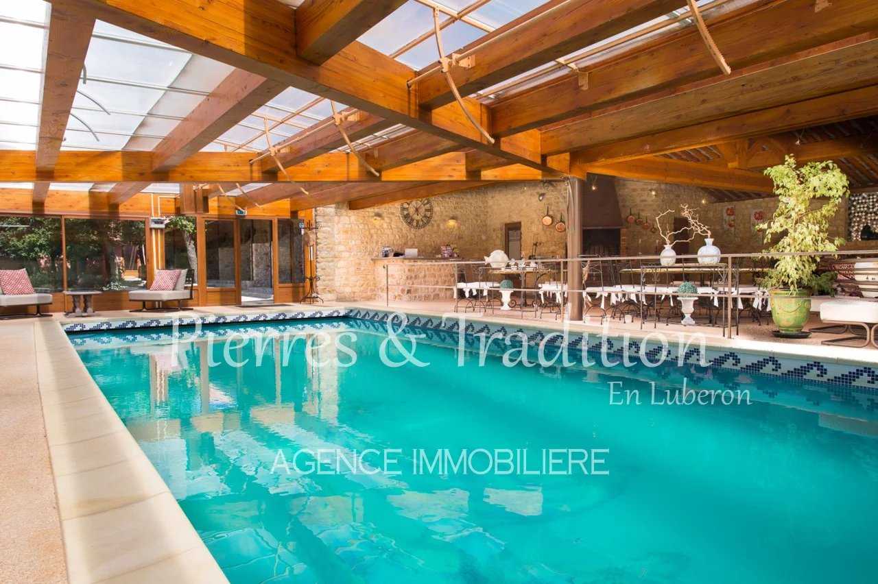 rumah dalam Caseneuve, Provence-Alpes-Côte d'Azur 12628882