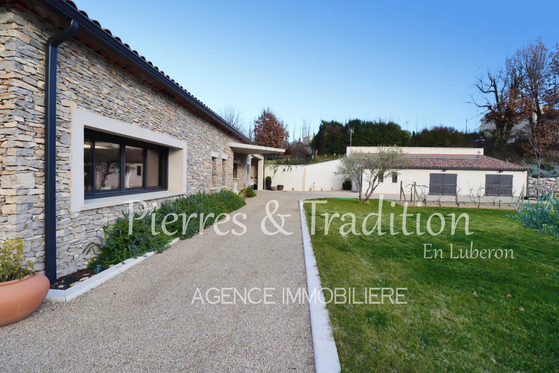 Haus im Forcalquier, Provence-Alpes-Côte d'Azur 12628886