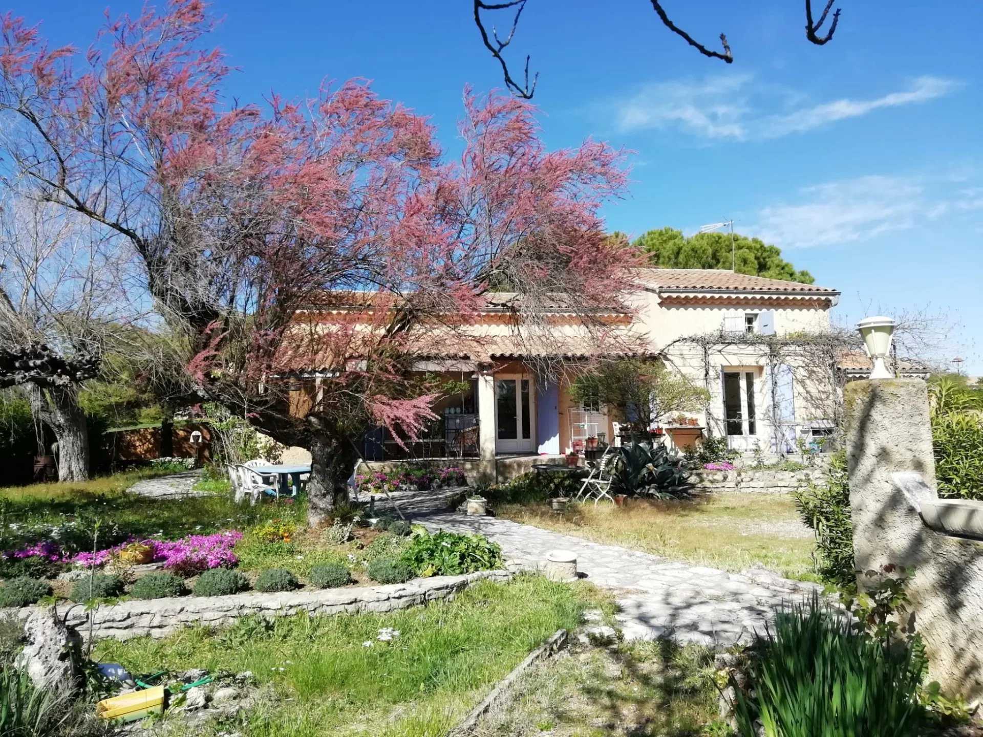 Rumah di Gargas, Provence-Alpes-Cote d'Azur 12628888