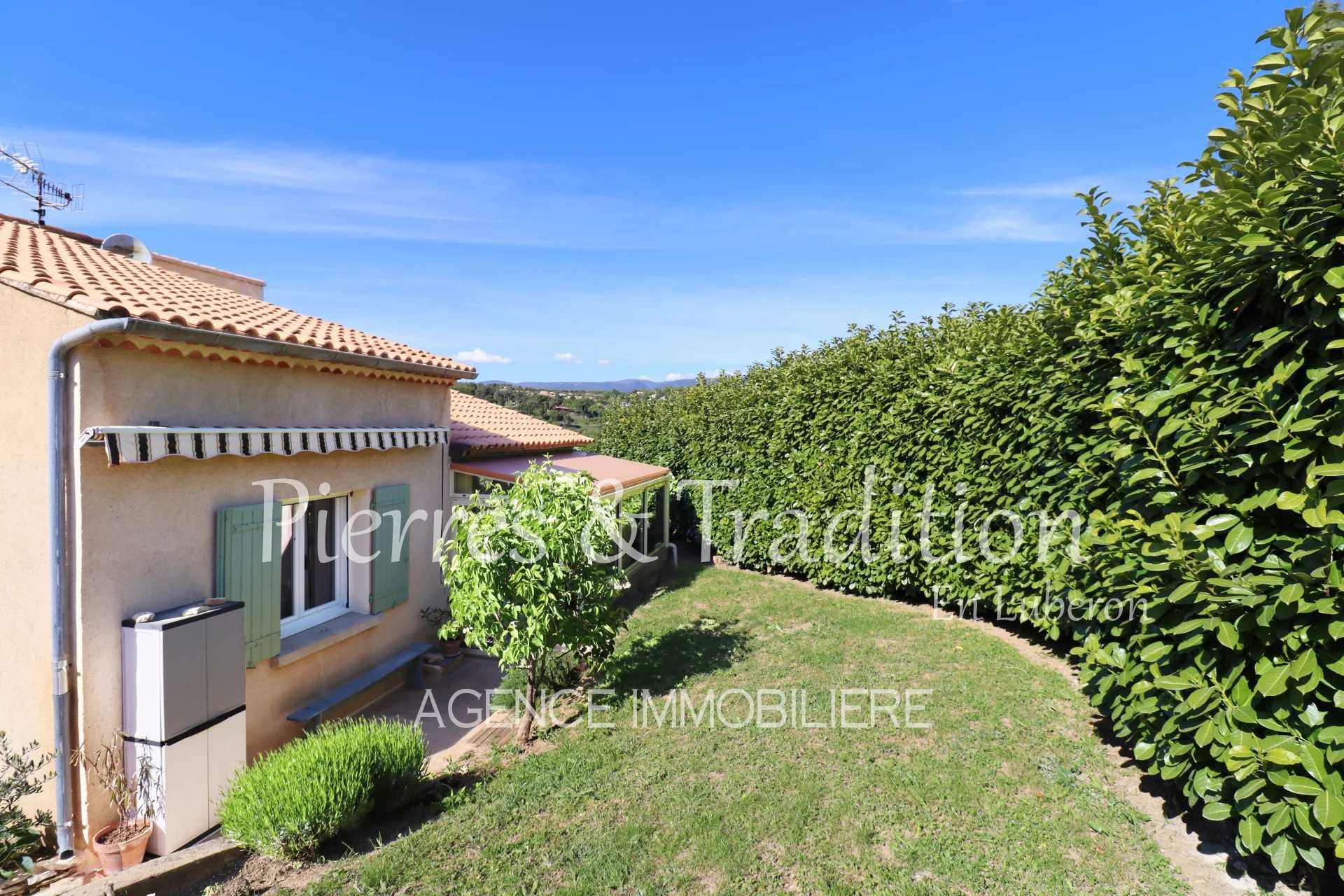 House in Apt, Provence-Alpes-Cote d'Azur 12628889