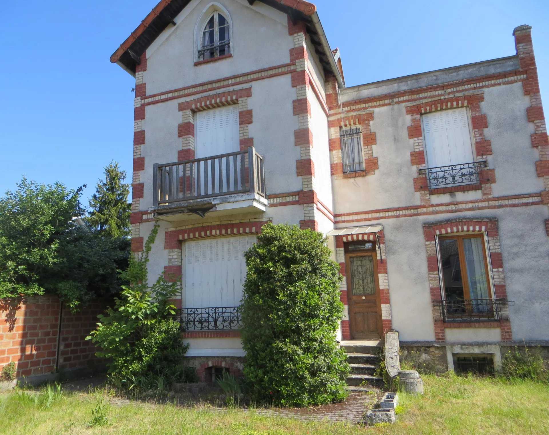 σπίτι σε Le Mesnil-le-Roi, Yvelines 12628922