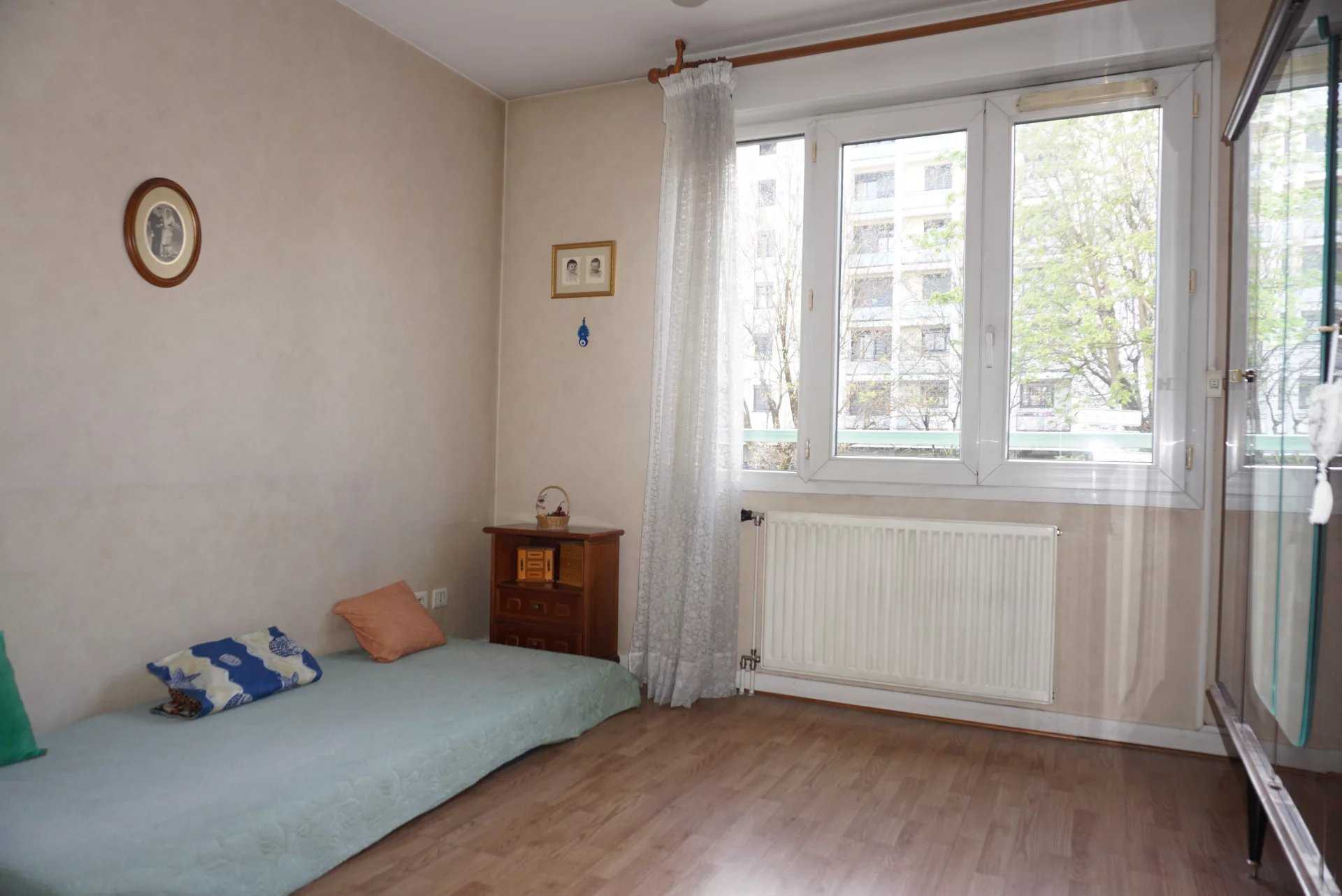 公寓 在 Vienne, Auvergne-Rhone-Alpes 12629081