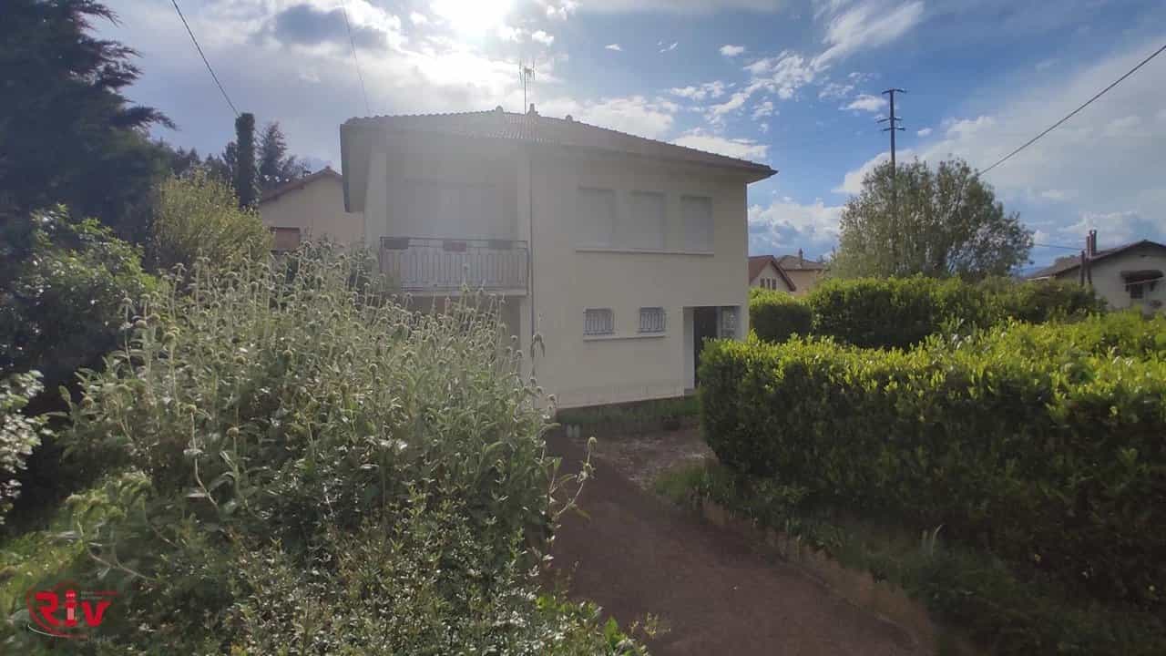 Haus im Roussillon, Isère 12629090