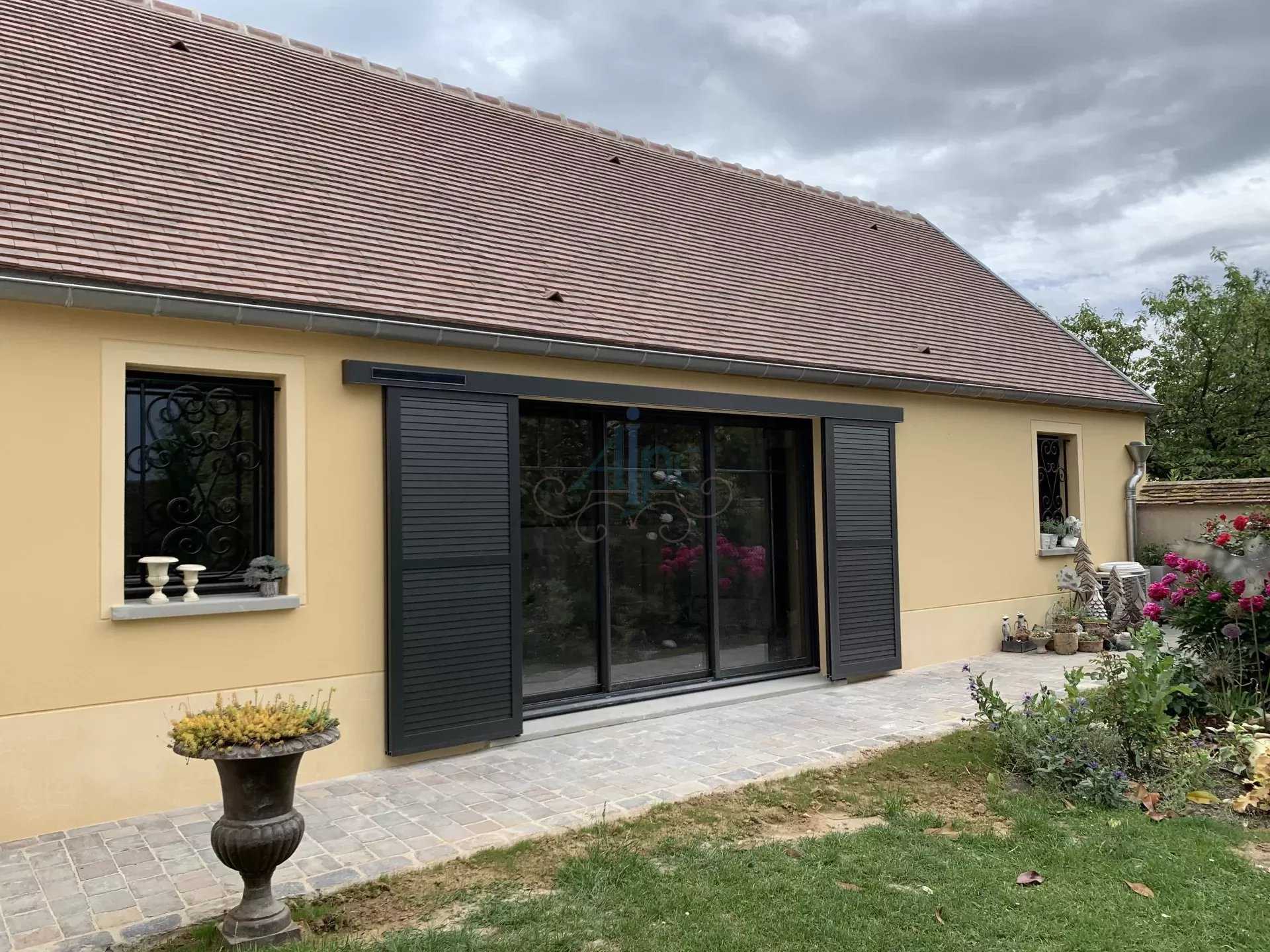 Residential in Coulommiers, Seine-et-Marne 12629112