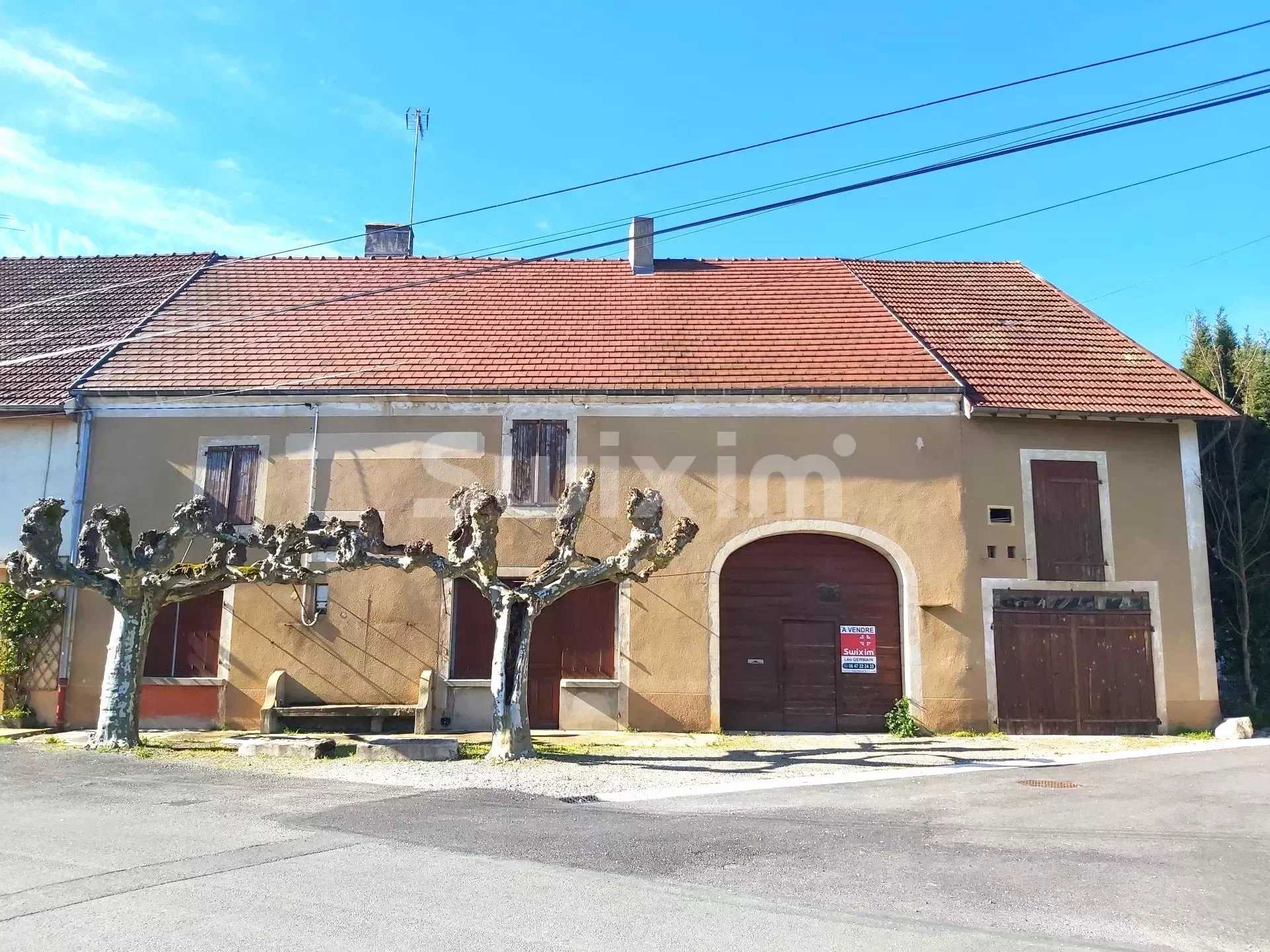Hus i Bletterans, Bourgogne-Franche-Comte 12629171