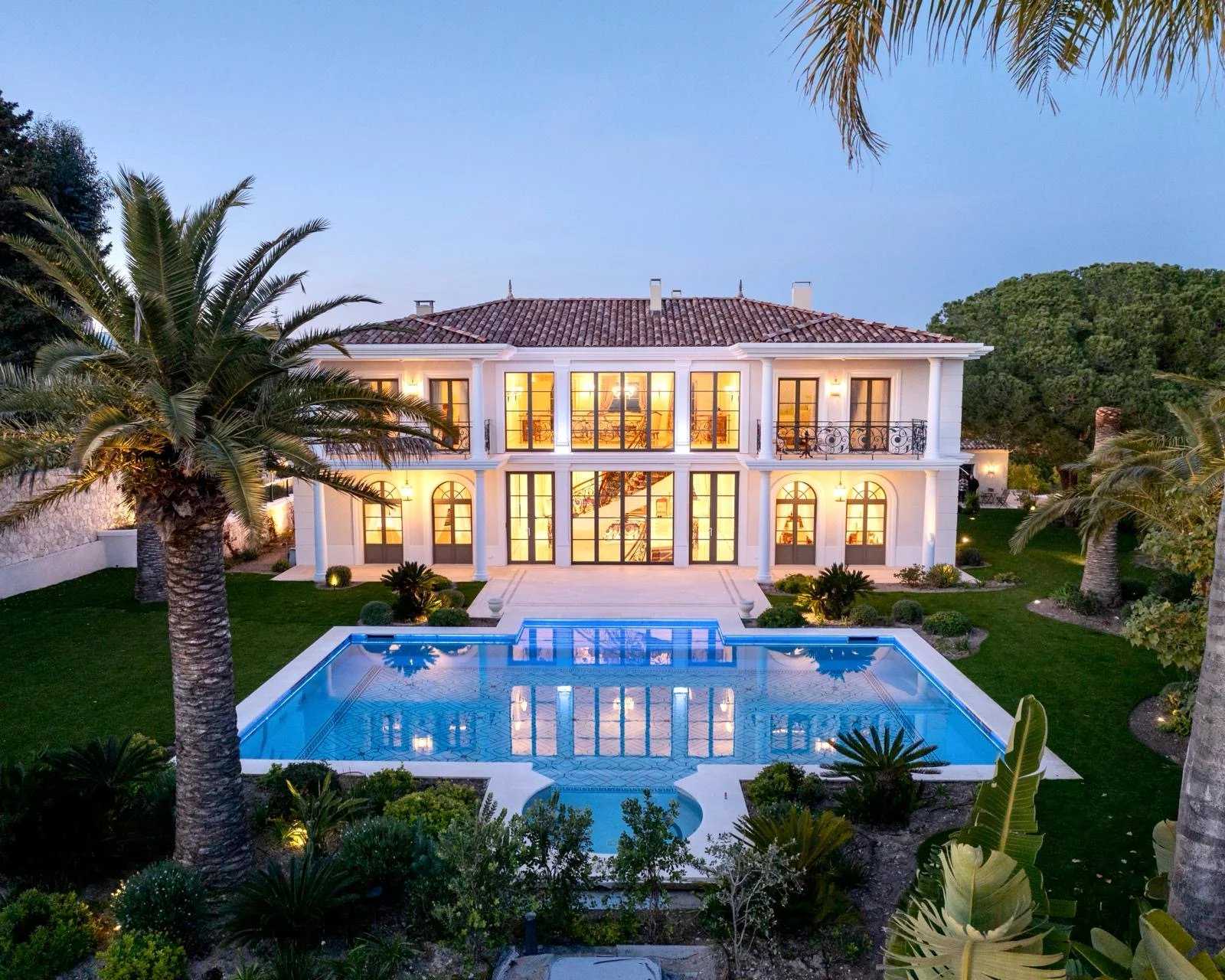 rumah dalam Cannes, Provence-Alpes-Côte d'Azur 12629316