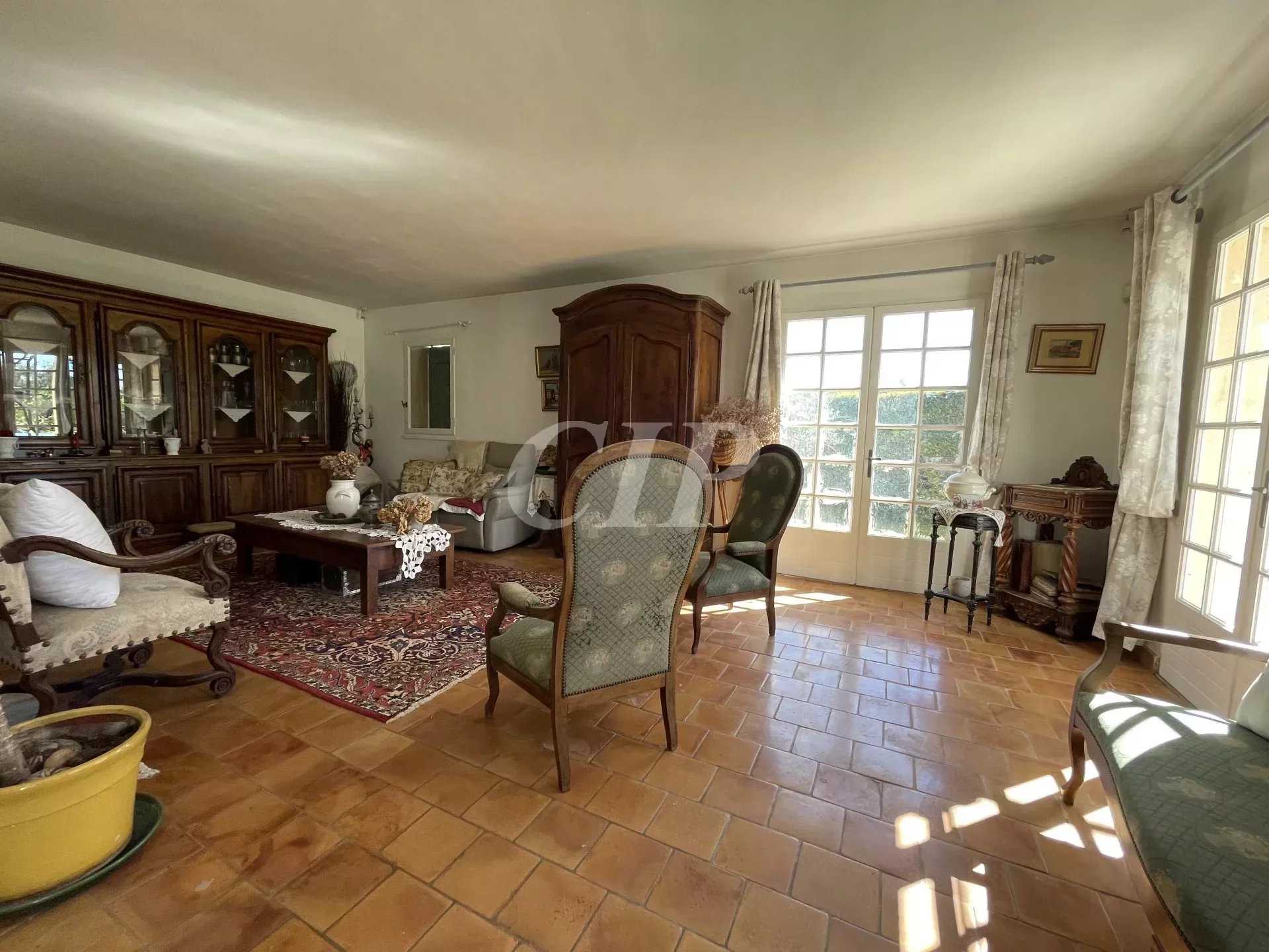 Rumah di Fuveau, Bouches-du-Rhône 12629327