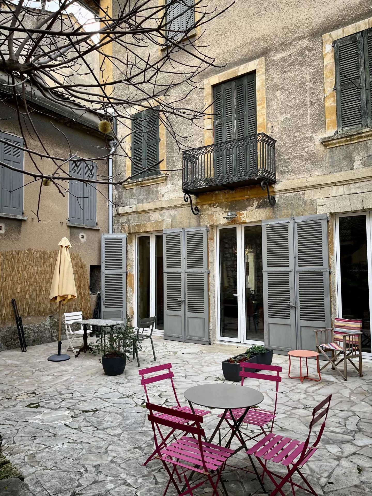 Condominium dans Avignon, Vaucluse 12629396