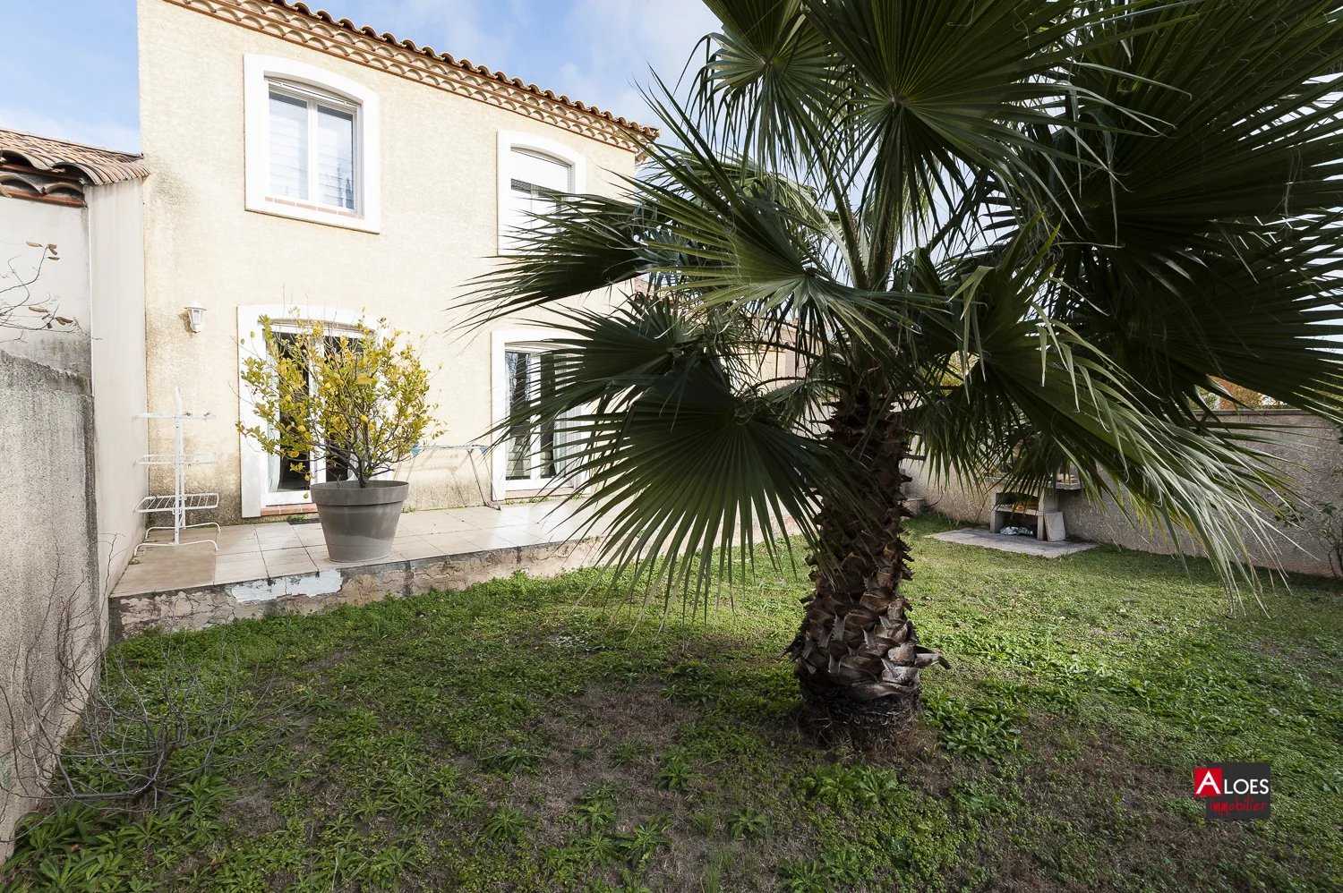 σπίτι σε Aigues-Mortes, Gard 12629414