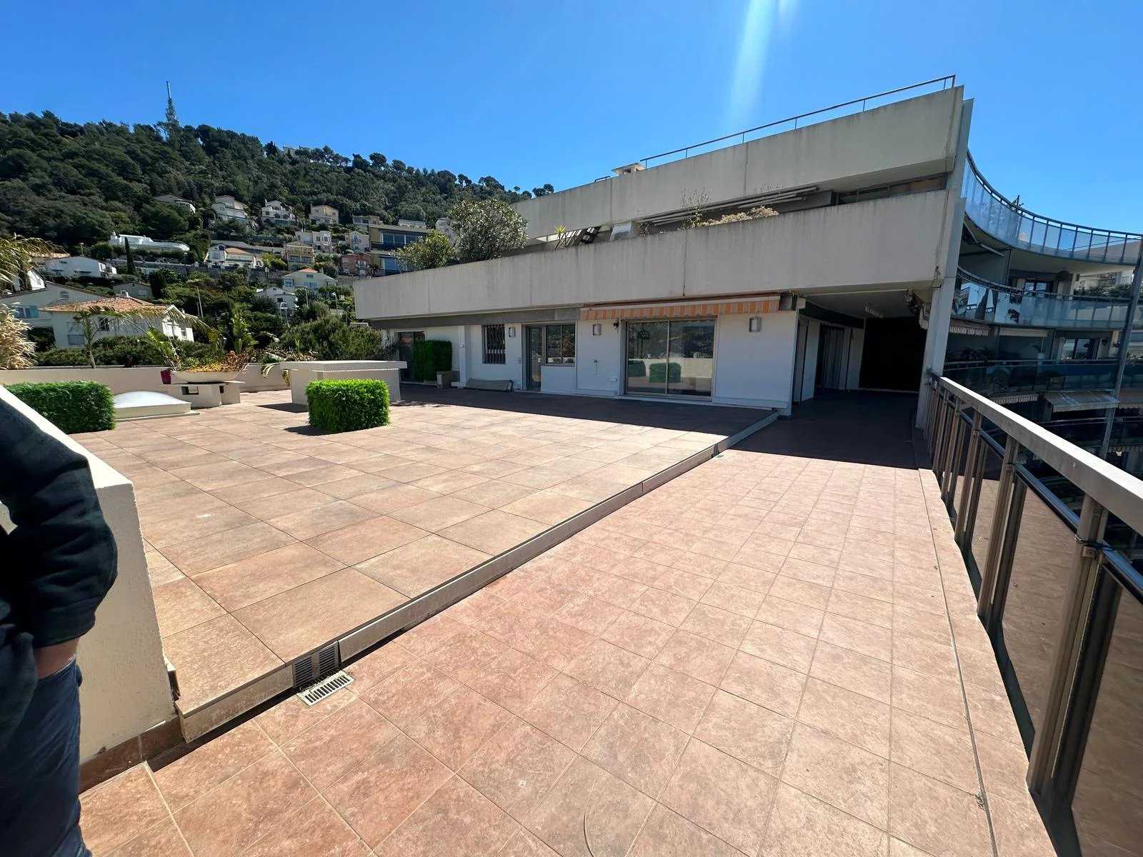 Residential in Nice, Alpes-Maritimes 12629504