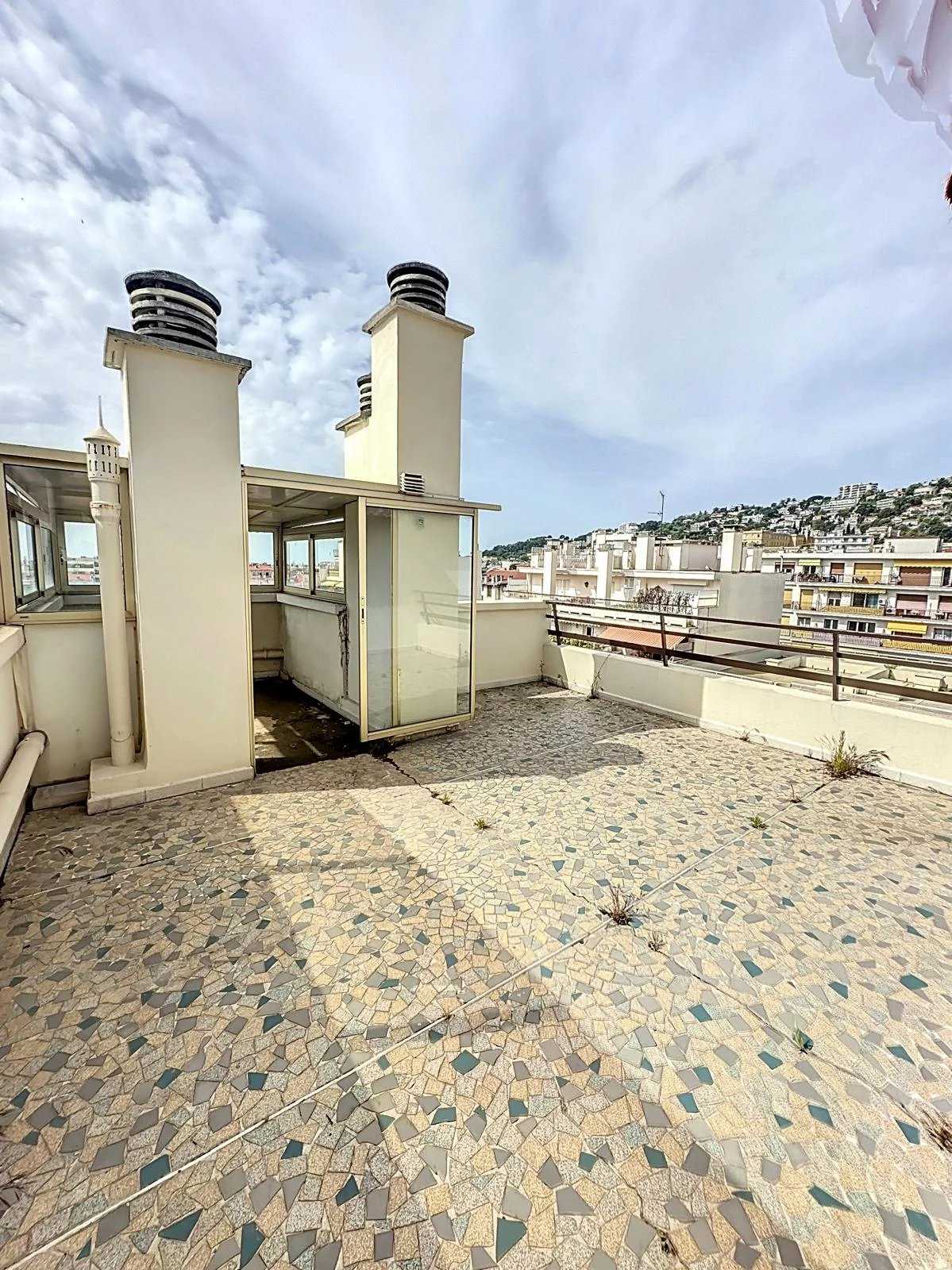 Residential in Nice, Alpes-Maritimes 12629507