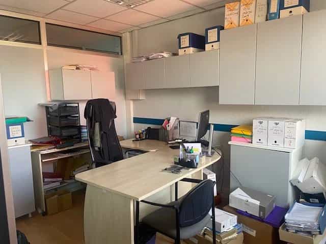 Γραφείο σε Vallauris, Provence-Alpes-Cote d'Azur 12629541