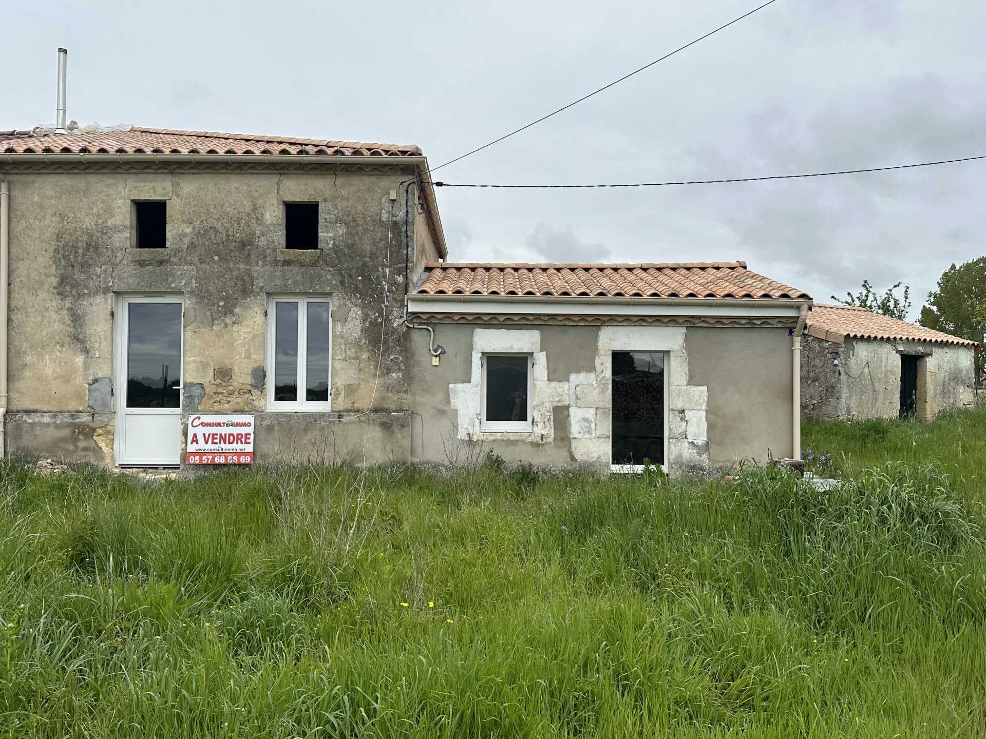 House in Braud-et-Saint-Louis, Nouvelle-Aquitaine 12629562