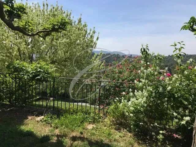 Andere in Mougins, Provence-Alpes-Cote d'Azur 12629586