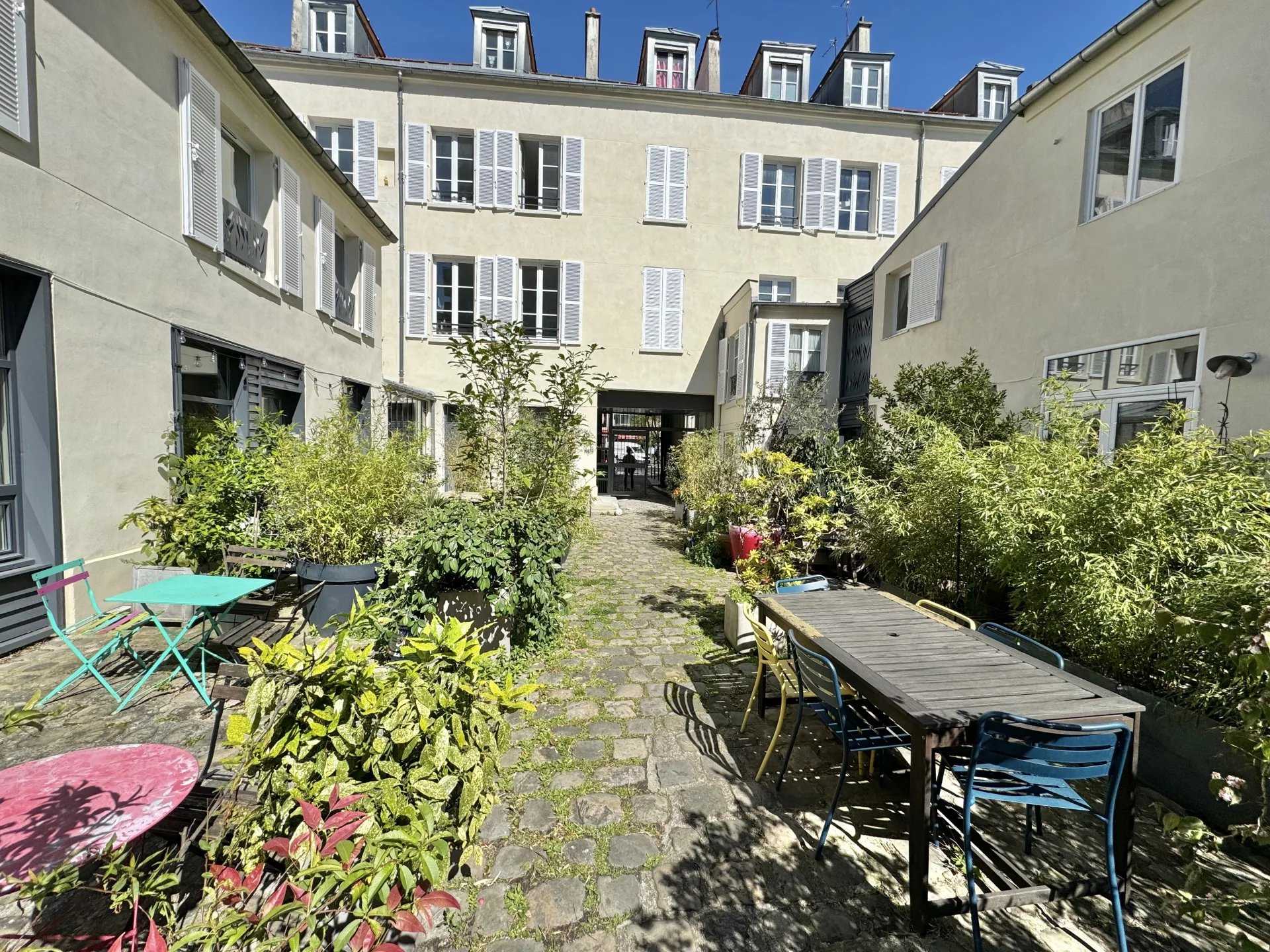 Condominium in Le Pre-Saint-Gervais, Ile-de-France 12629717