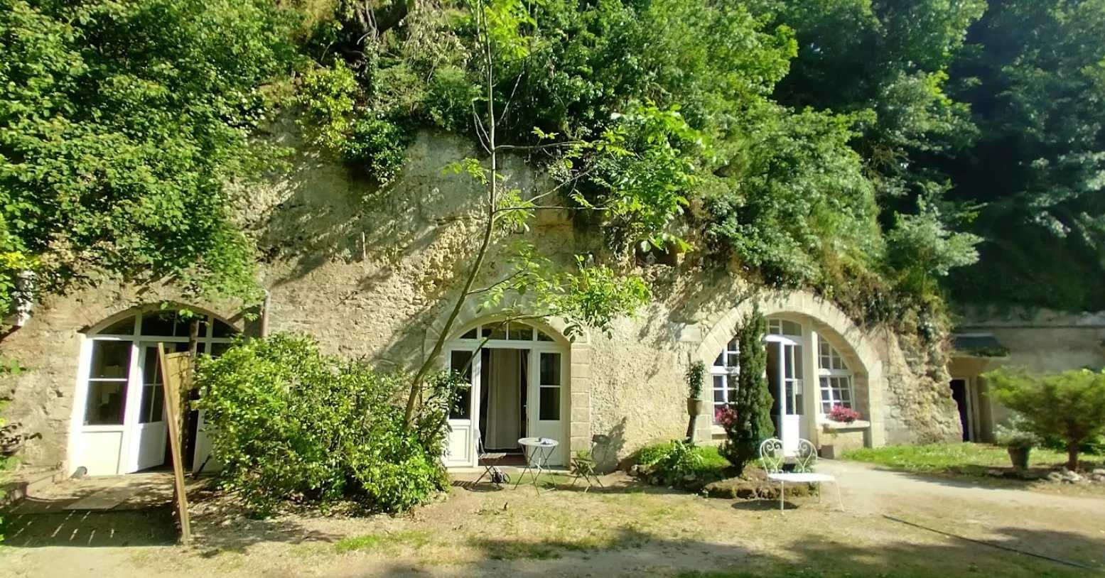Asuinrakennus sisään Amboise, Indre-et-Loire 12629831