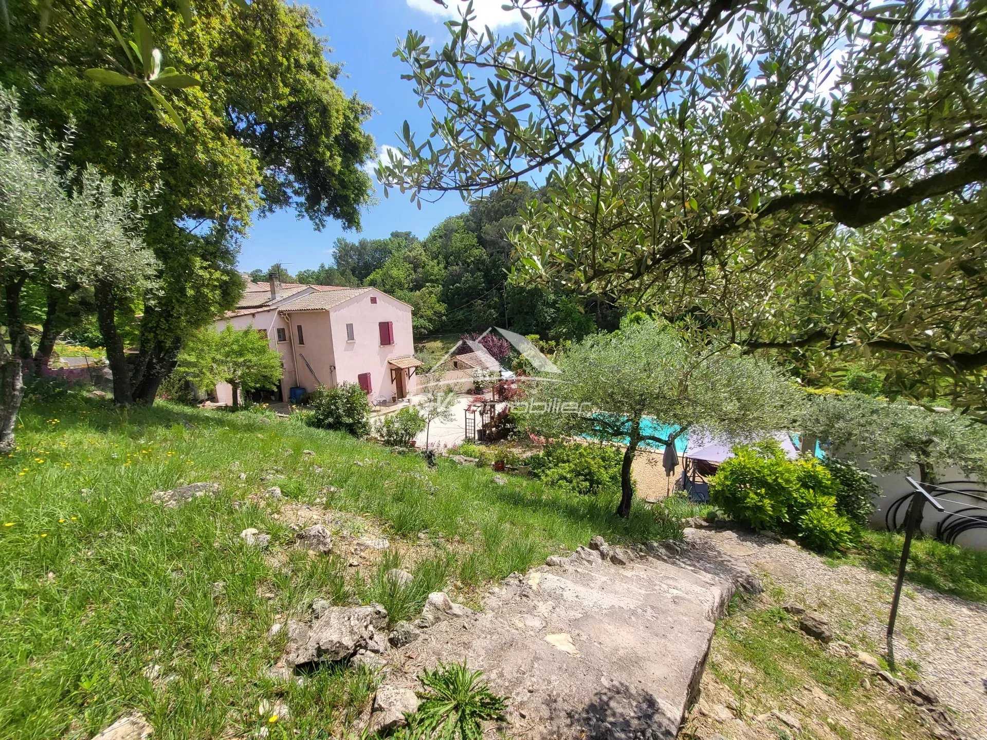 Будинок в Saint-Privat-des-Vieux, Gard 12629941