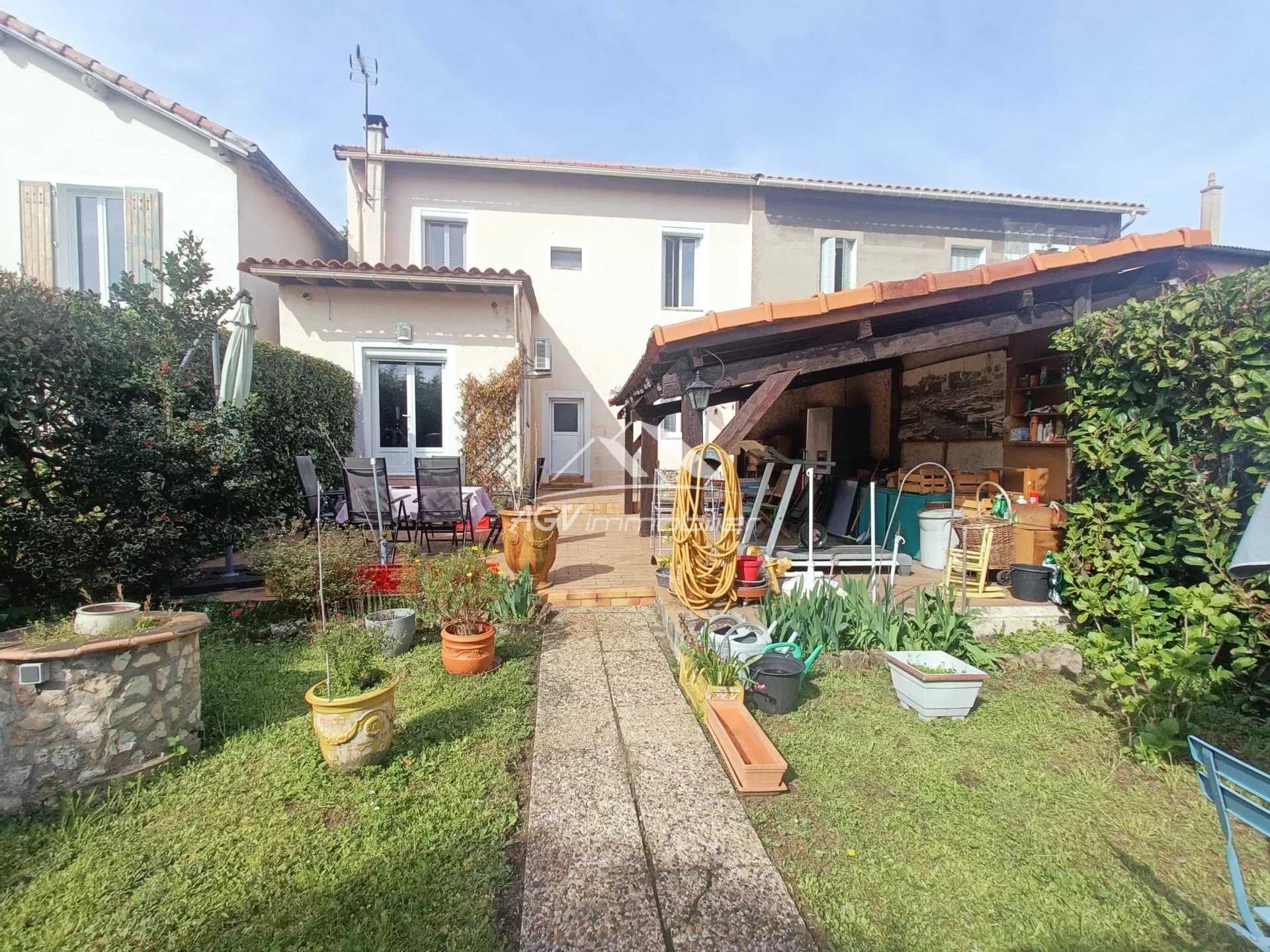 Meerdere huizen in Alès, Gard 12629942