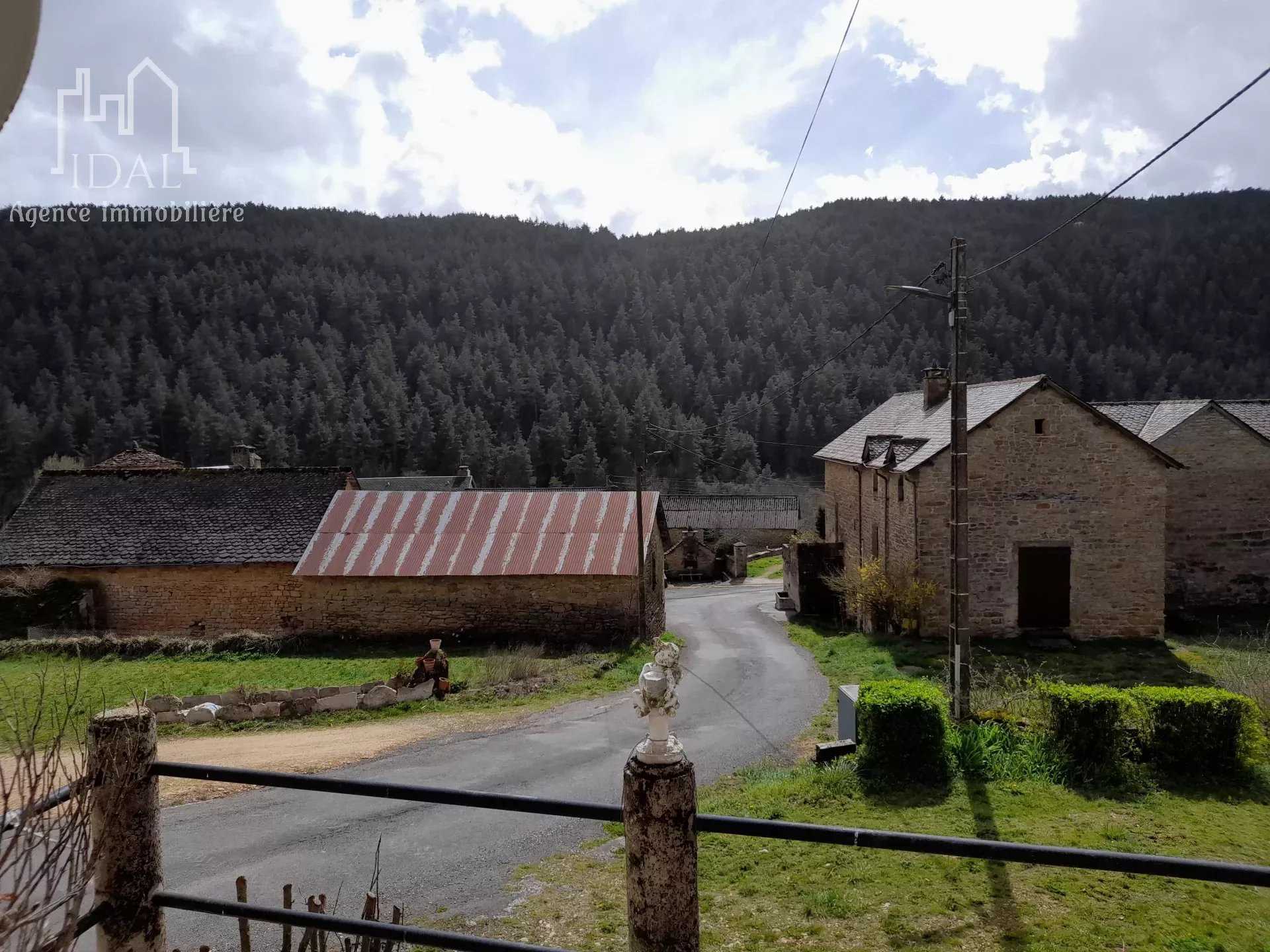 σπίτι σε La Canourgue, Occitanie 12630017