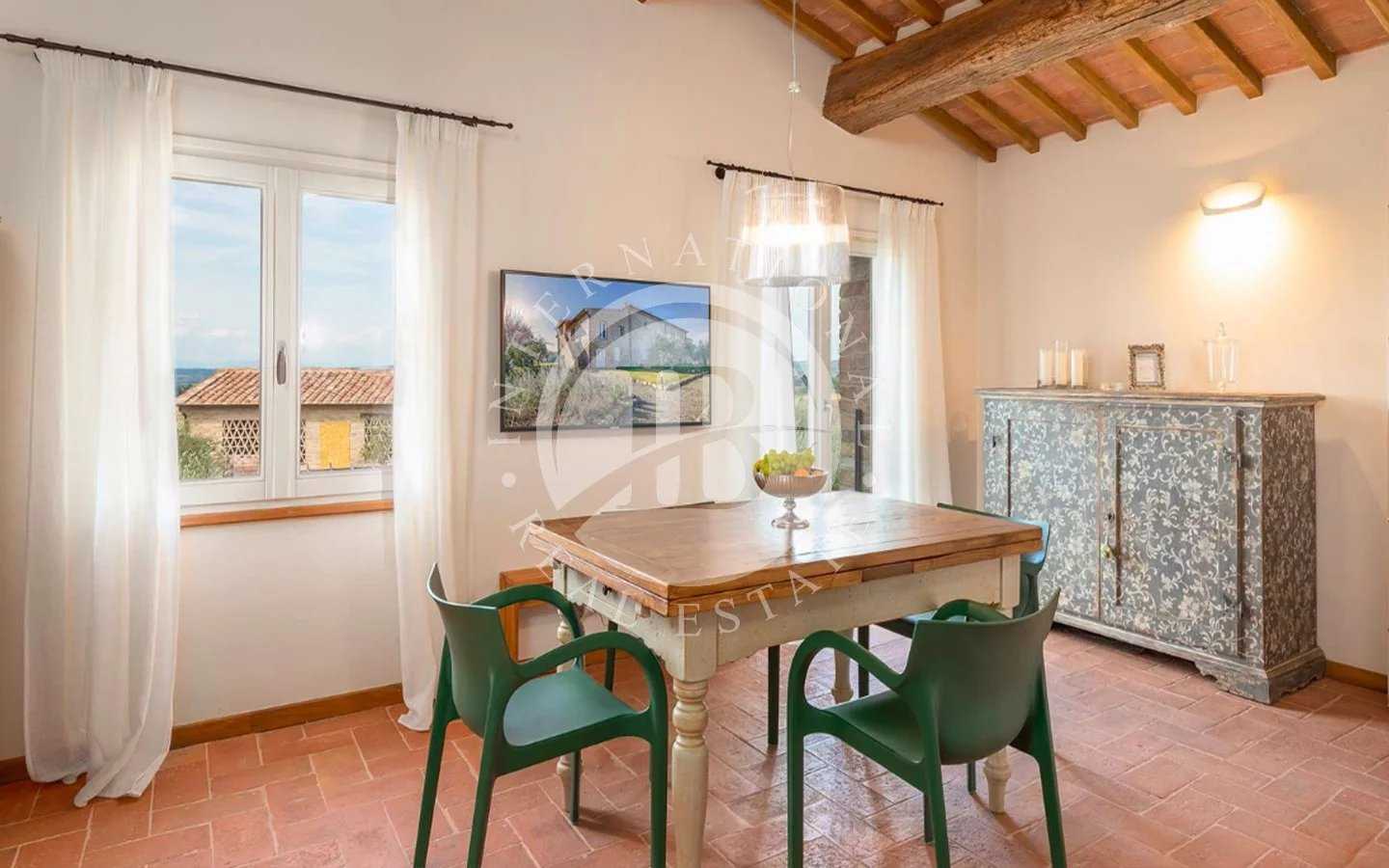 公寓 在 San Gimignano, 托斯卡納 12630082