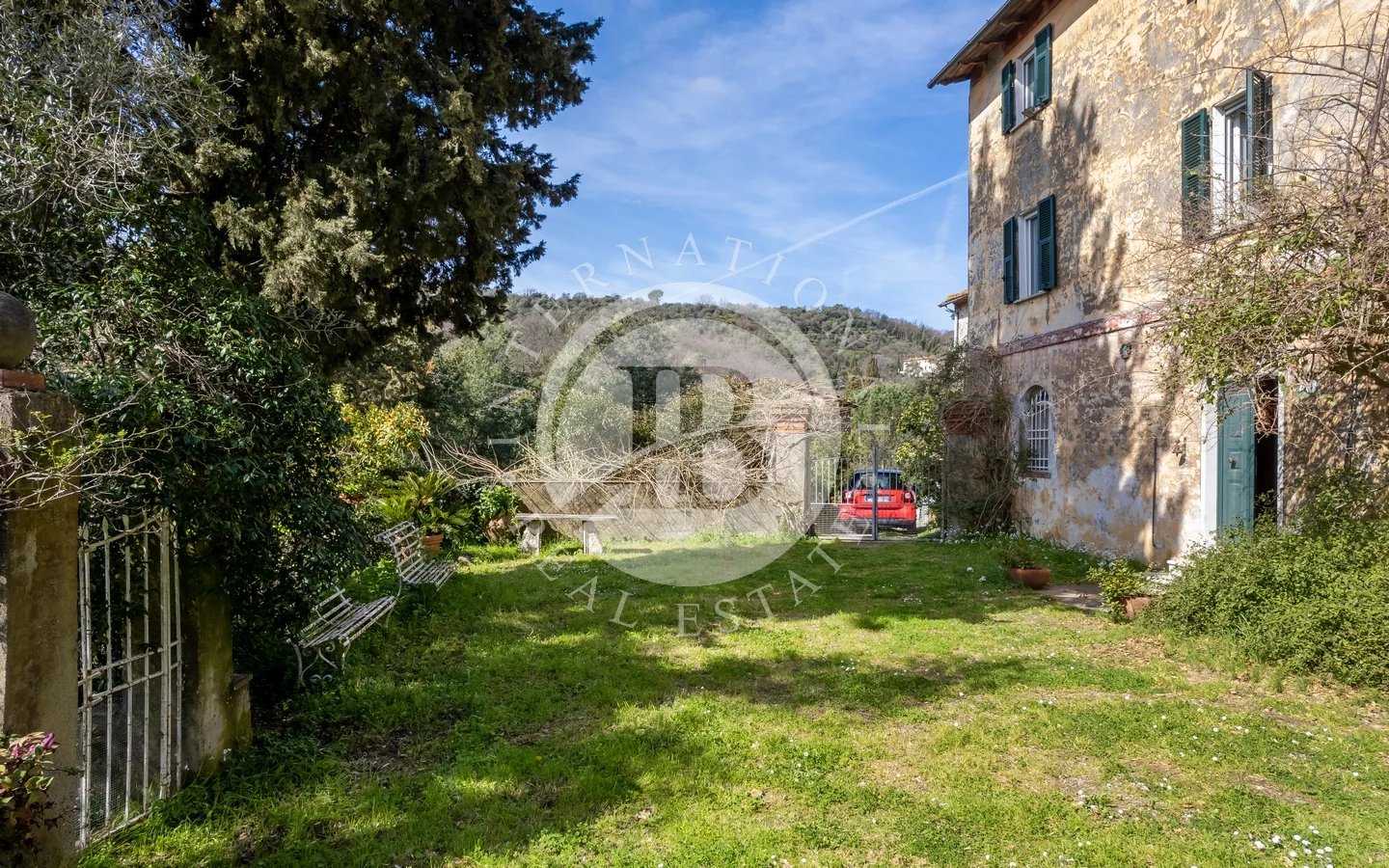 Huis in Sarzana, Liguria 12630089