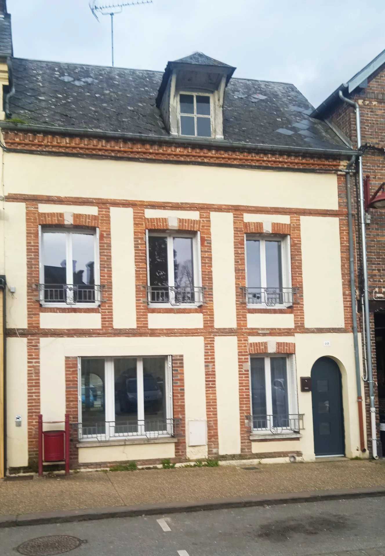 Meerdere huizen in La Gueroulde, Normandië 12630152